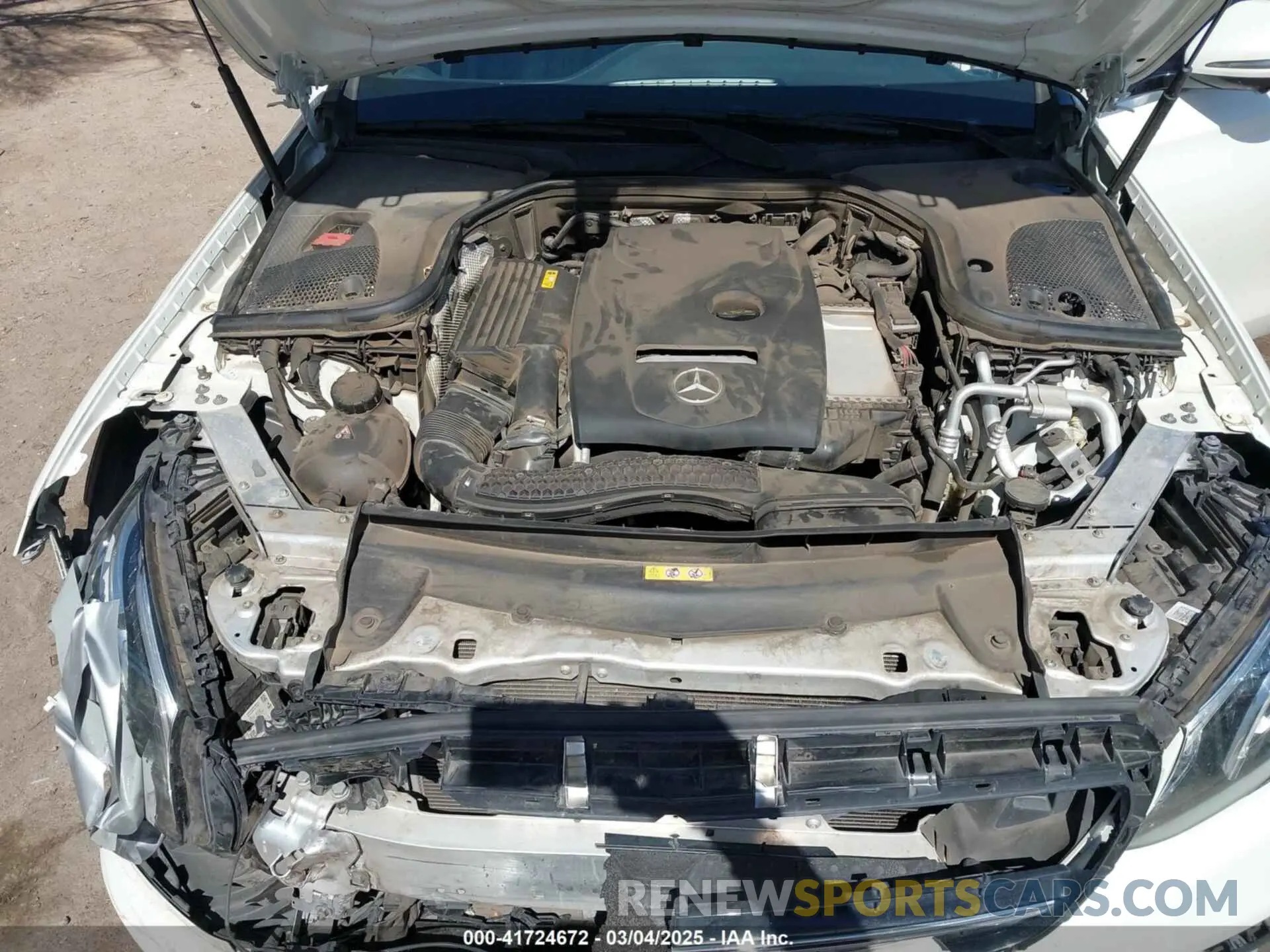 10 Photograph of a damaged car WDDZF4JBXKA597397 MERCEDES-BENZ E 300 2019