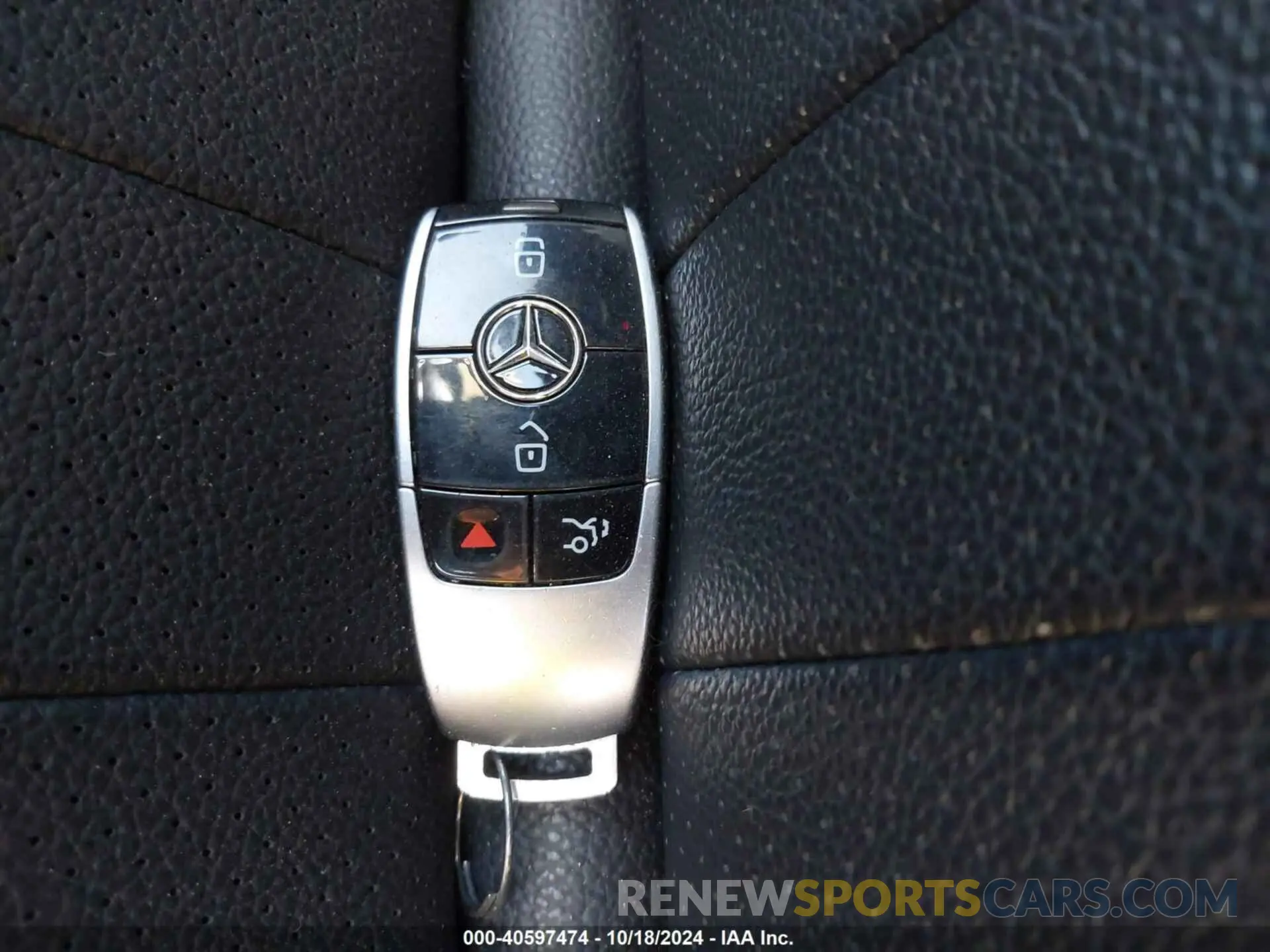 11 Photograph of a damaged car WDDZF4KB0KA512713 MERCEDES-BENZ E 300 2019