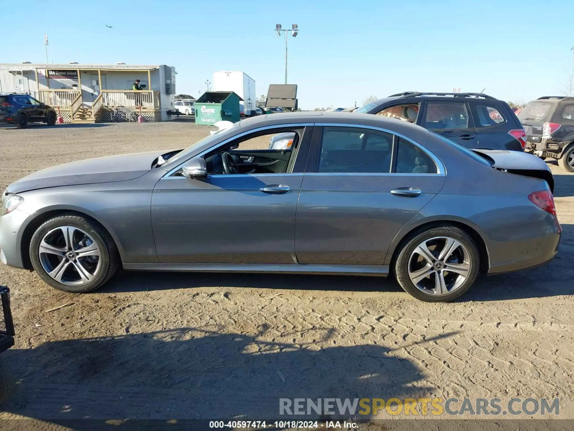 14 Photograph of a damaged car WDDZF4KB0KA512713 MERCEDES-BENZ E 300 2019
