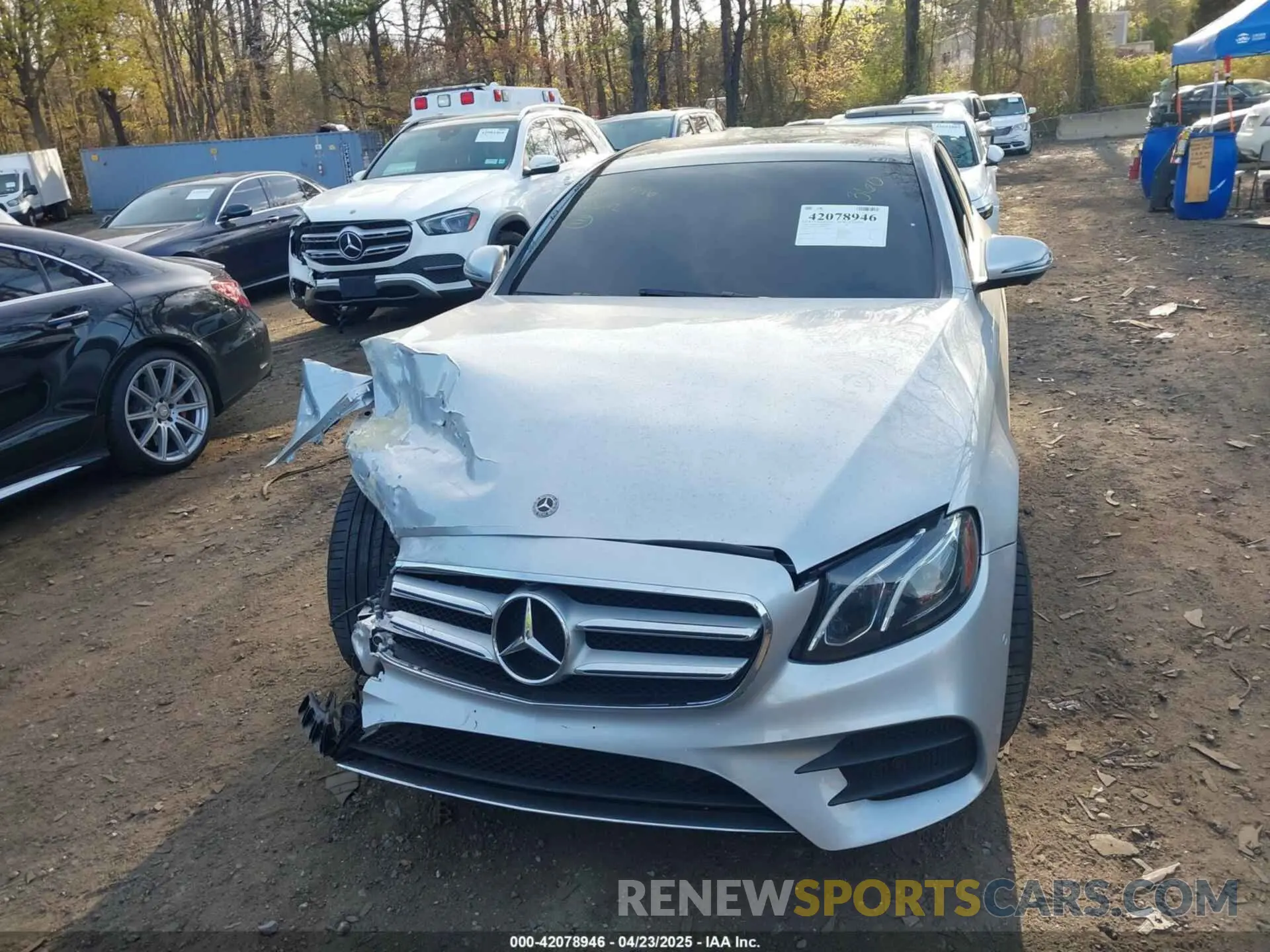 11 Photograph of a damaged car WDDZF4KB0KA588433 MERCEDES-BENZ E 300 2019