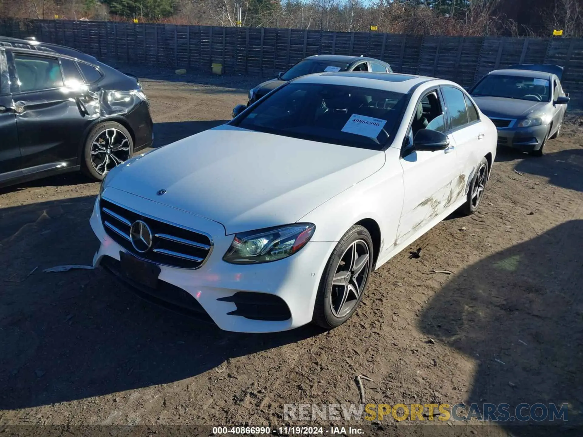 2 Photograph of a damaged car WDDZF4KB1KA551388 MERCEDES-BENZ E 300 2019