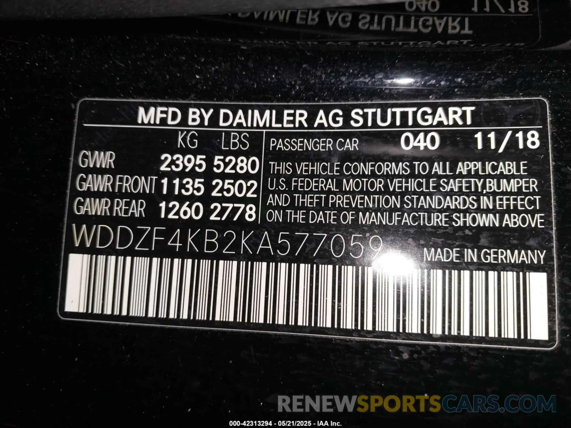 9 Photograph of a damaged car WDDZF4KB2KA577059 MERCEDES-BENZ E 300 2019