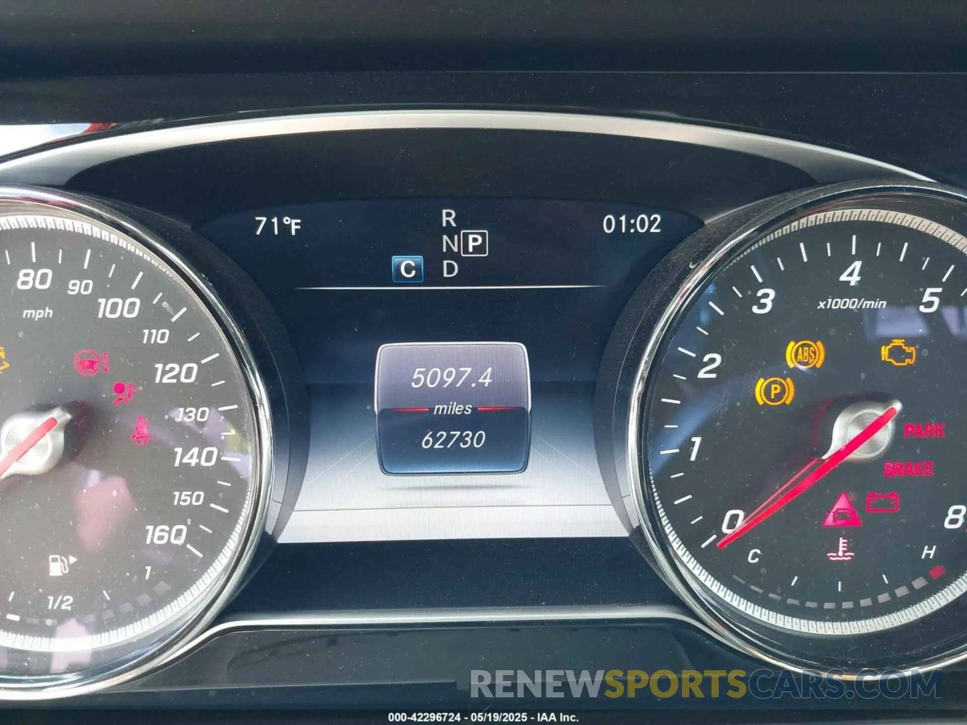 15 Photograph of a damaged car WDDZF4KB3KA525715 MERCEDES-BENZ E 300 2019