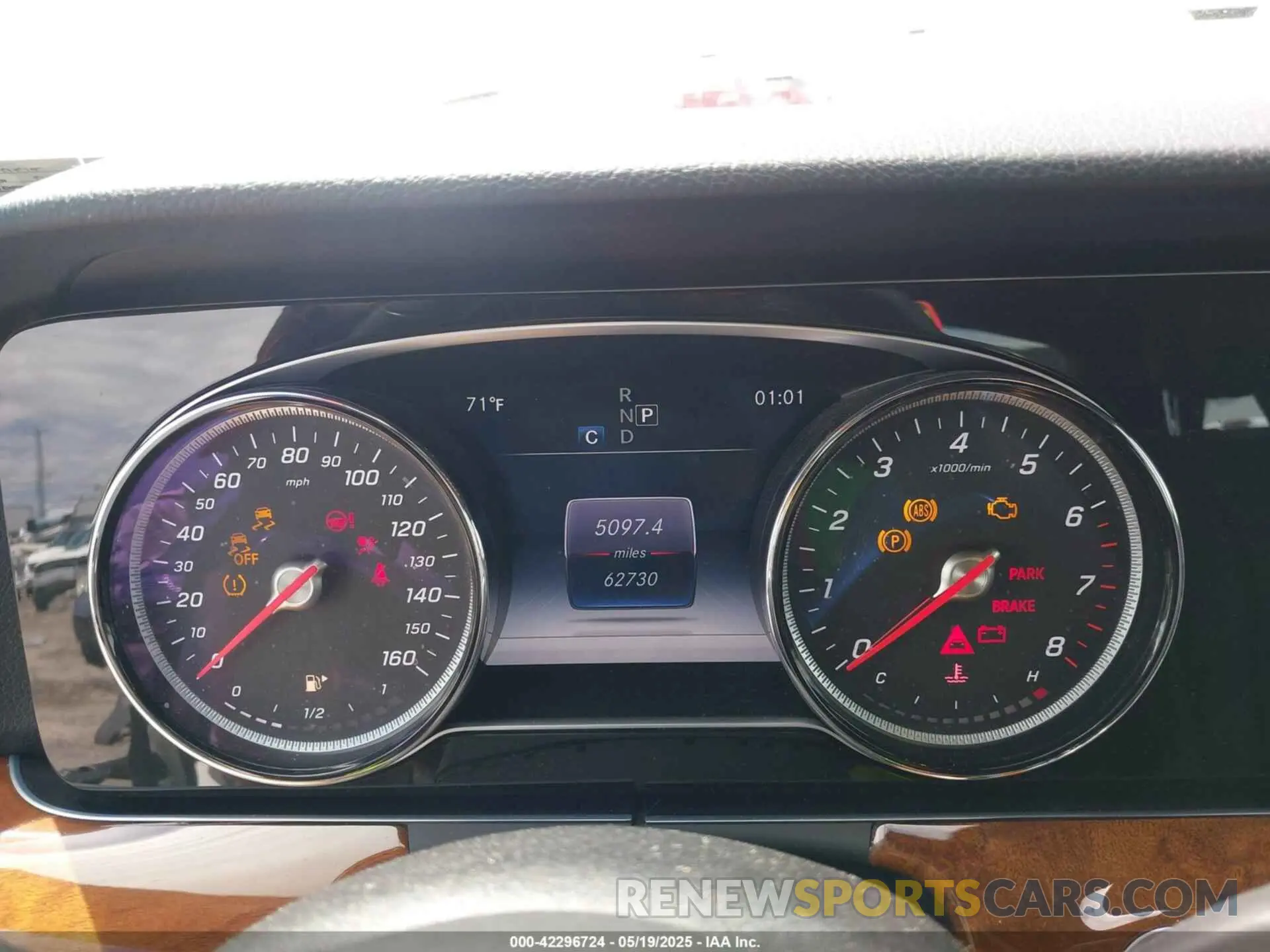 7 Photograph of a damaged car WDDZF4KB3KA525715 MERCEDES-BENZ E 300 2019
