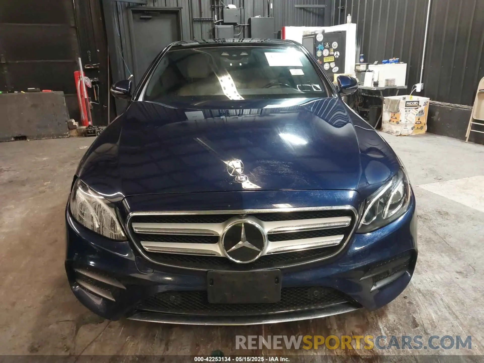 12 Photograph of a damaged car WDDZF4KB5KA563057 MERCEDES-BENZ E 300 2019