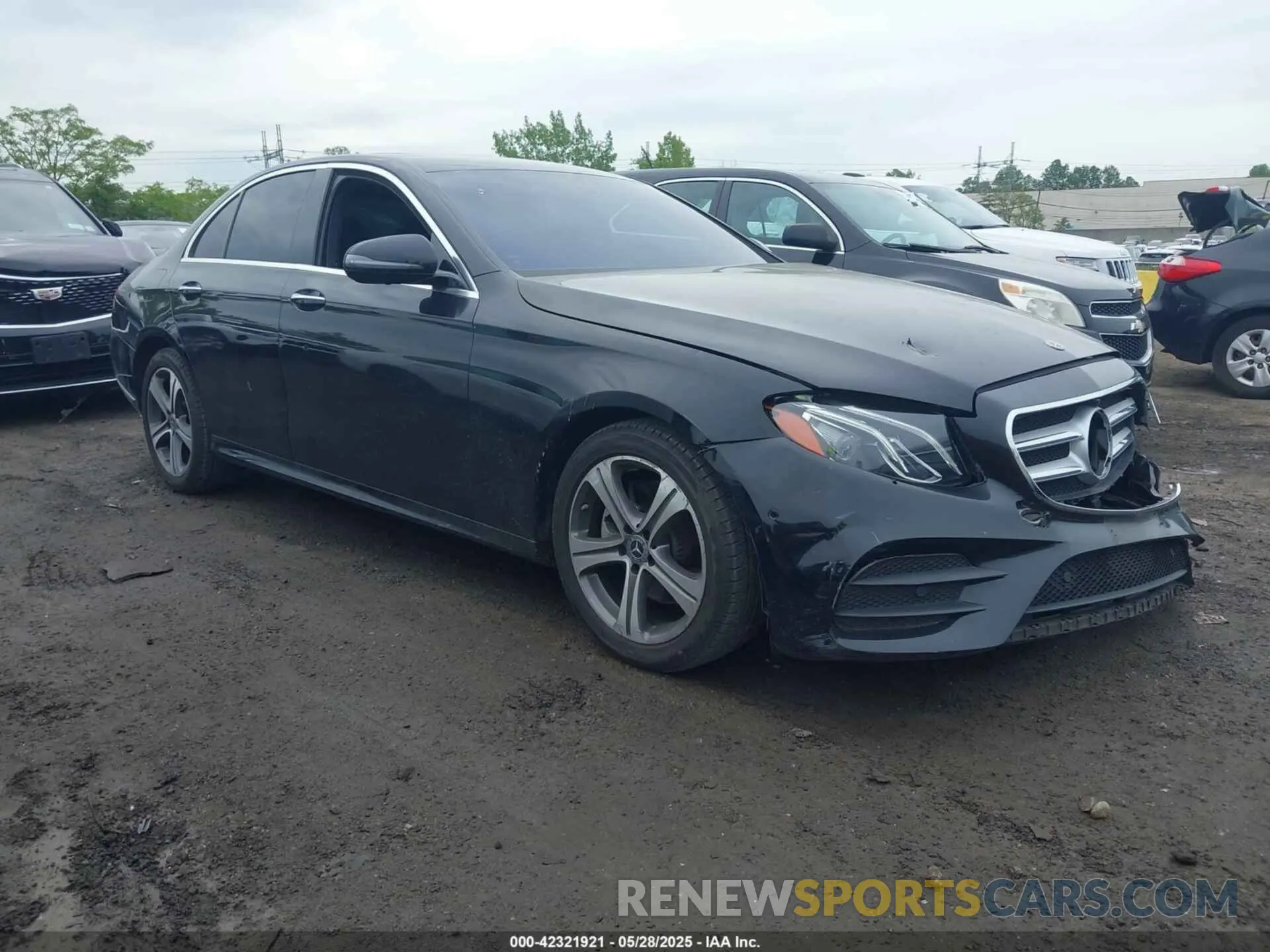 1 Photograph of a damaged car WDDZF4KB6KA625307 MERCEDES-BENZ E 300 2019