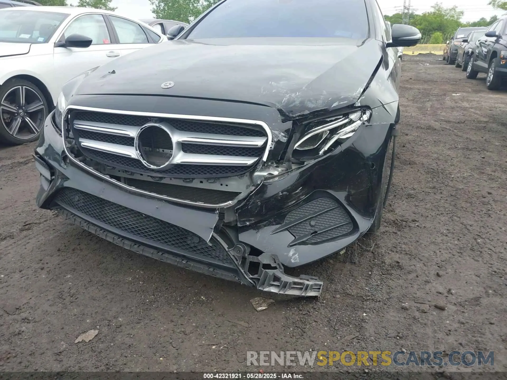 6 Photograph of a damaged car WDDZF4KB6KA625307 MERCEDES-BENZ E 300 2019
