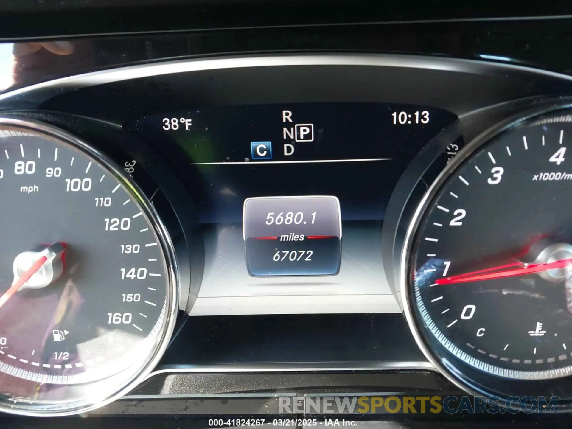 15 Photograph of a damaged car WDDZF4KB7KA544039 MERCEDES-BENZ E 300 2019