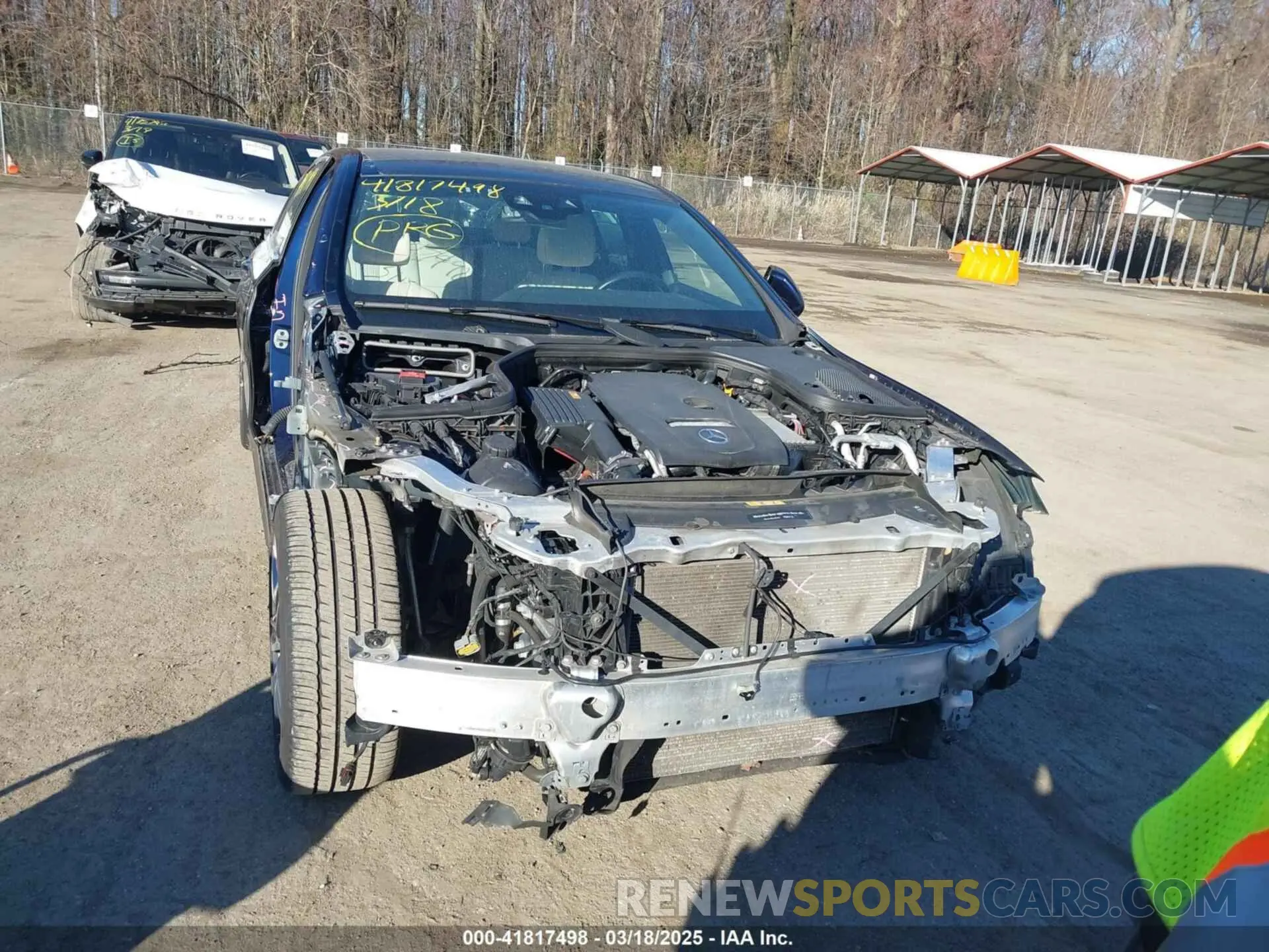 12 Photograph of a damaged car WDDZF4KB8KA592634 MERCEDES-BENZ E 300 2019