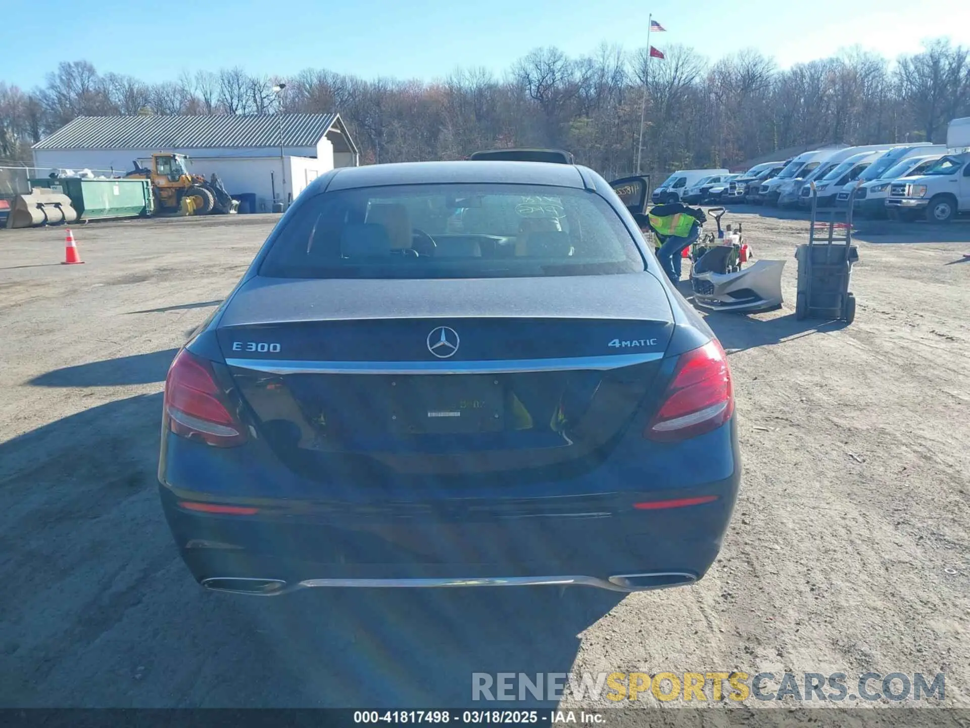 16 Photograph of a damaged car WDDZF4KB8KA592634 MERCEDES-BENZ E 300 2019