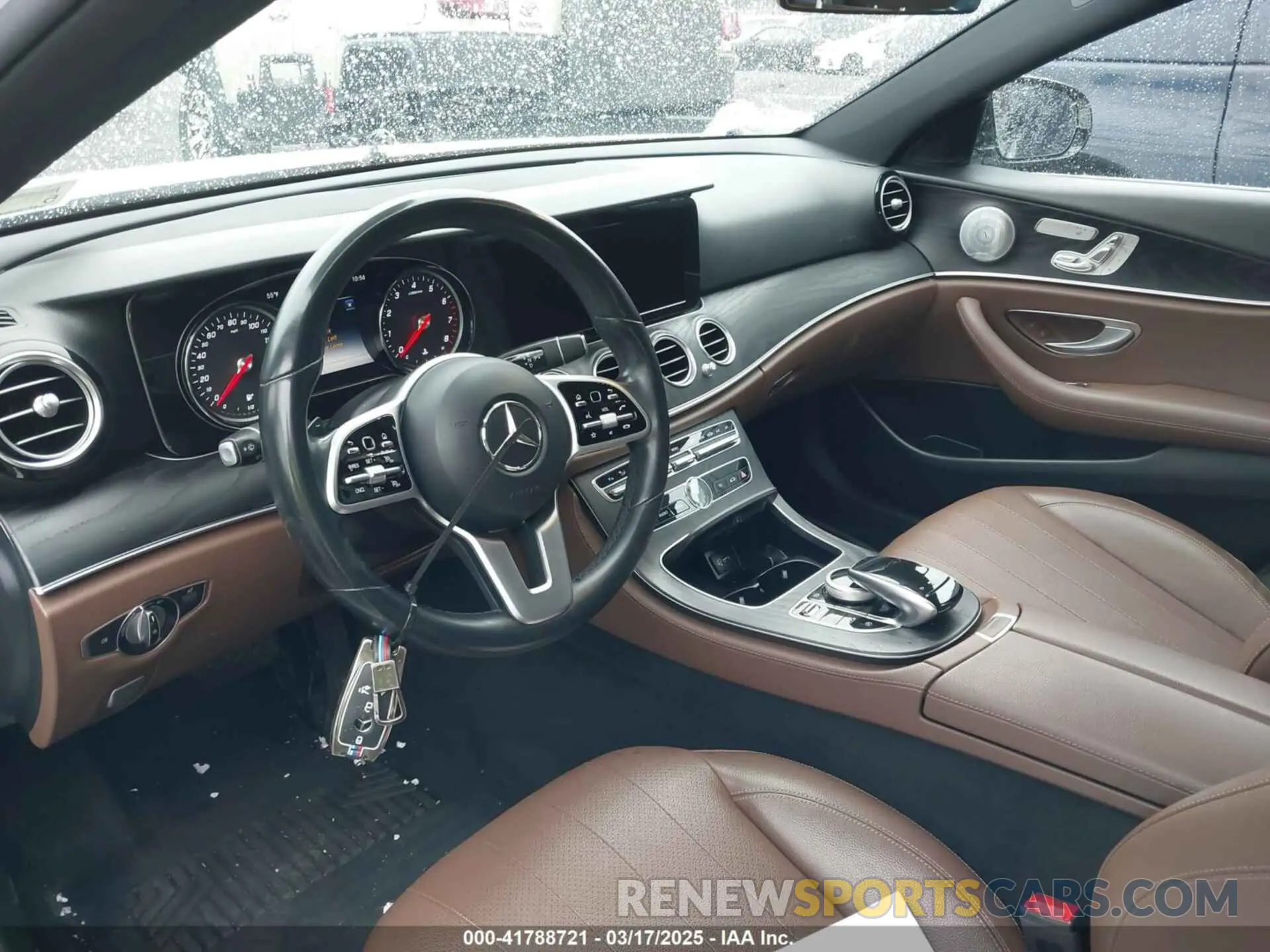 5 Photograph of a damaged car WDDZF4KBXKA514520 MERCEDES-BENZ E 300 2019