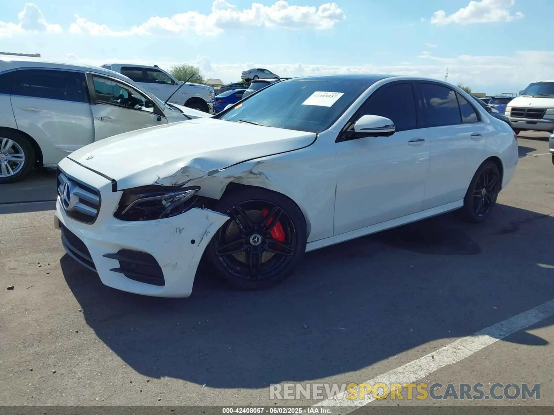 2 Photograph of a damaged car W1KZF8DB0LA812581 MERCEDES-BENZ E 350 2020