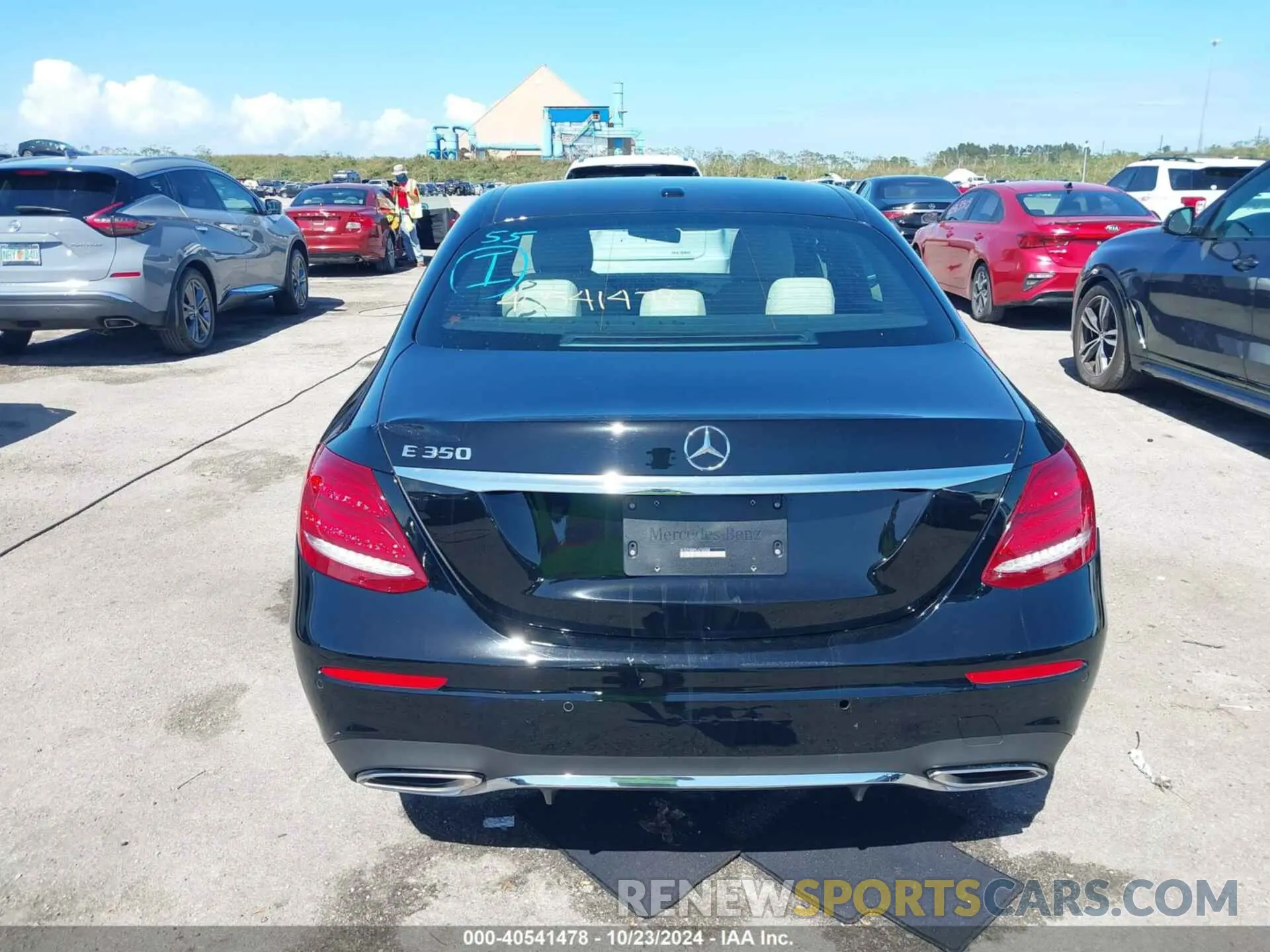 16 Photograph of a damaged car W1KZF8DB9LA763588 MERCEDES-BENZ E 350 2020