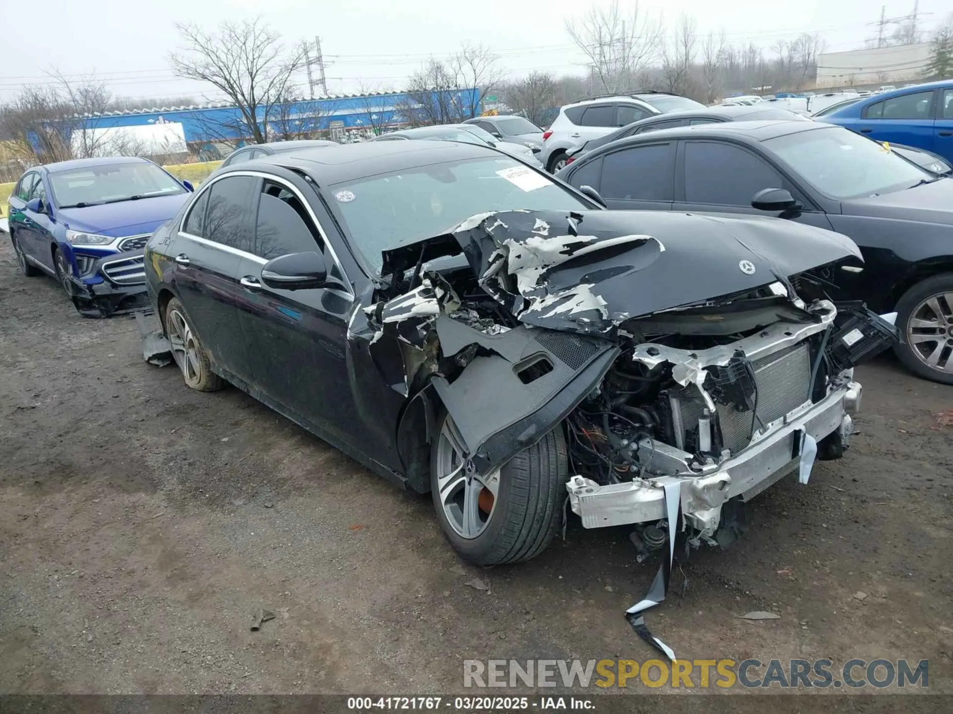 1 Photograph of a damaged car W1KZF8EB1LA827959 MERCEDES-BENZ E 350 2020
