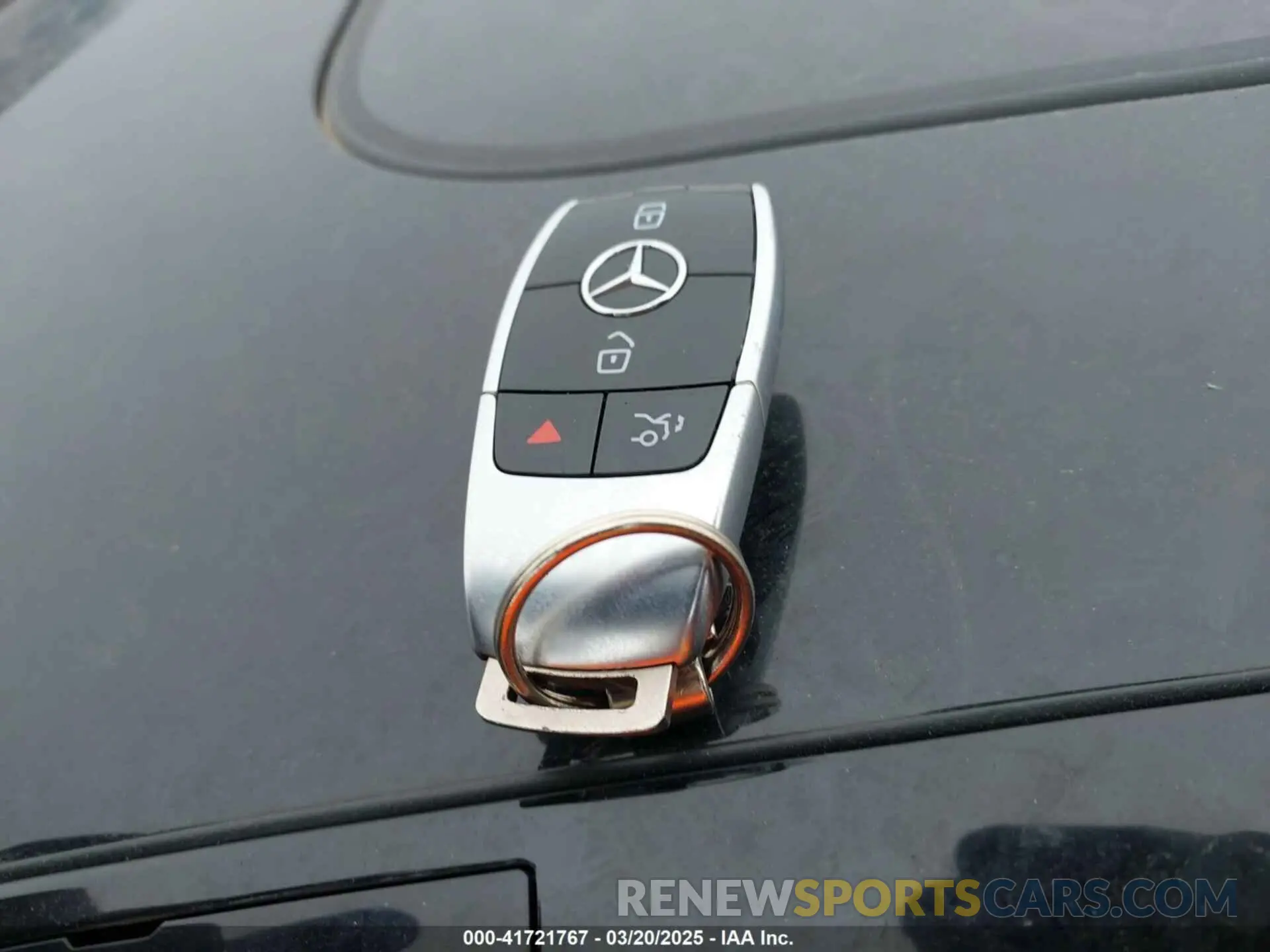 11 Photograph of a damaged car W1KZF8EB1LA827959 MERCEDES-BENZ E 350 2020