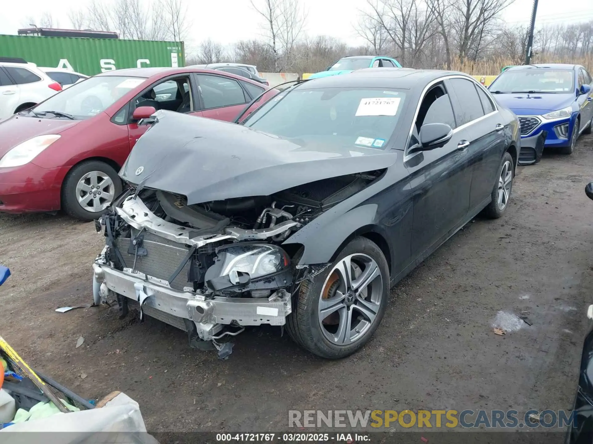 2 Photograph of a damaged car W1KZF8EB1LA827959 MERCEDES-BENZ E 350 2020