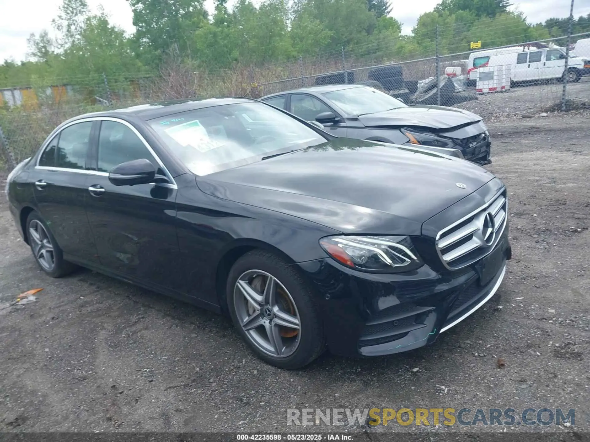 1 Photograph of a damaged car W1KZF8EB3LA822200 MERCEDES-BENZ E 350 2020