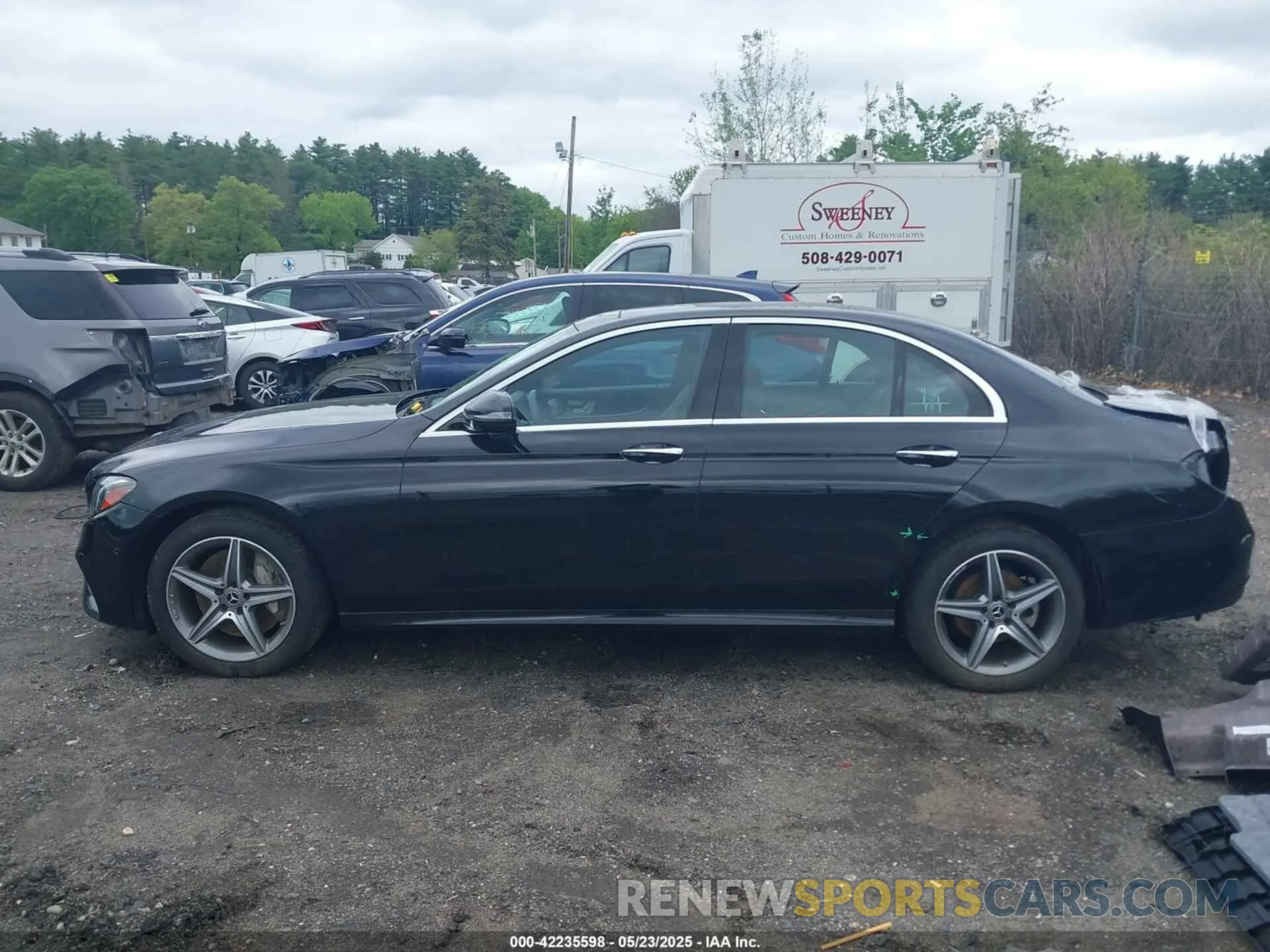 15 Photograph of a damaged car W1KZF8EB3LA822200 MERCEDES-BENZ E 350 2020