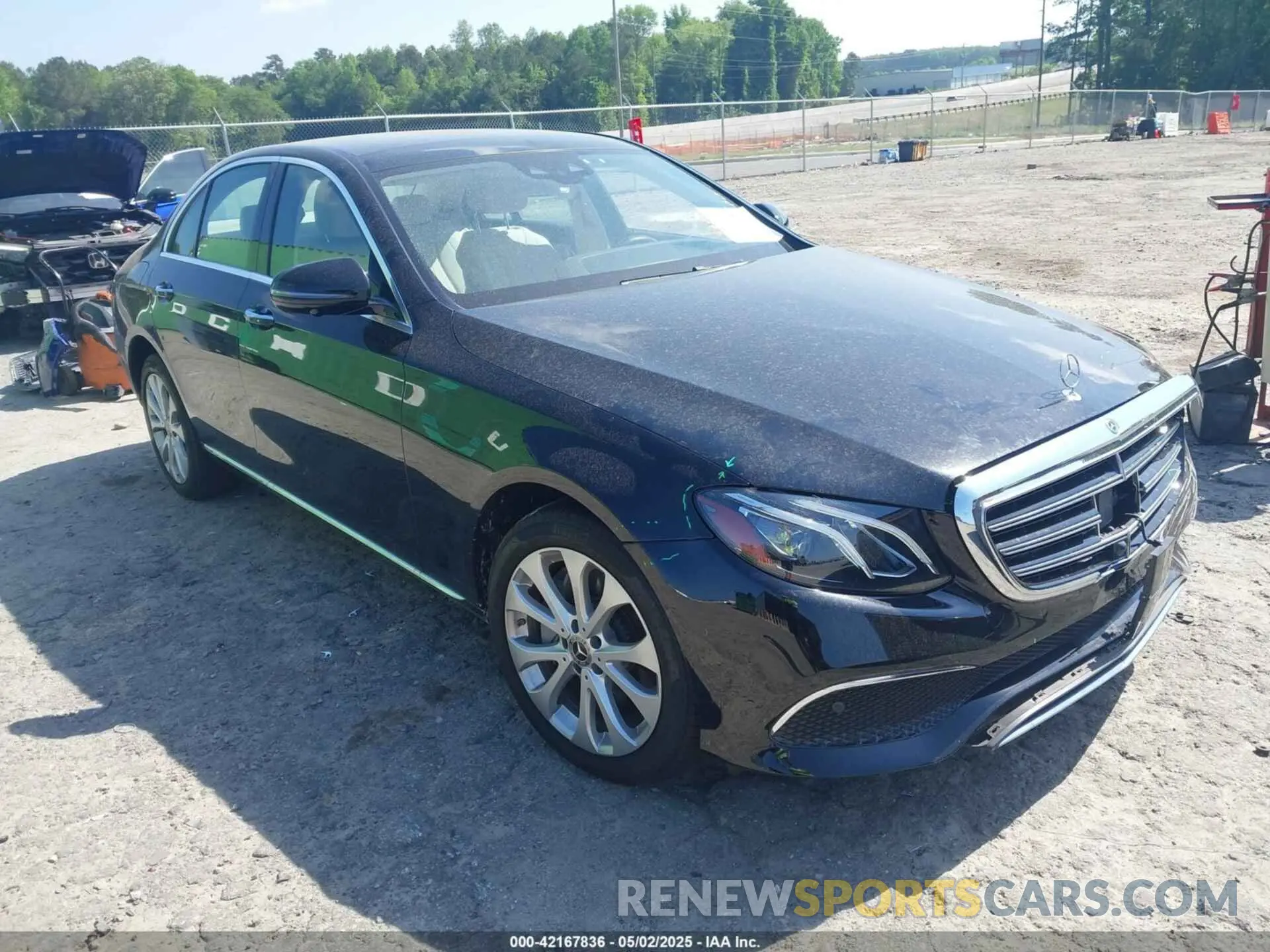 1 Photograph of a damaged car W1KZF8EB8LA771731 MERCEDES-BENZ E 350 2020
