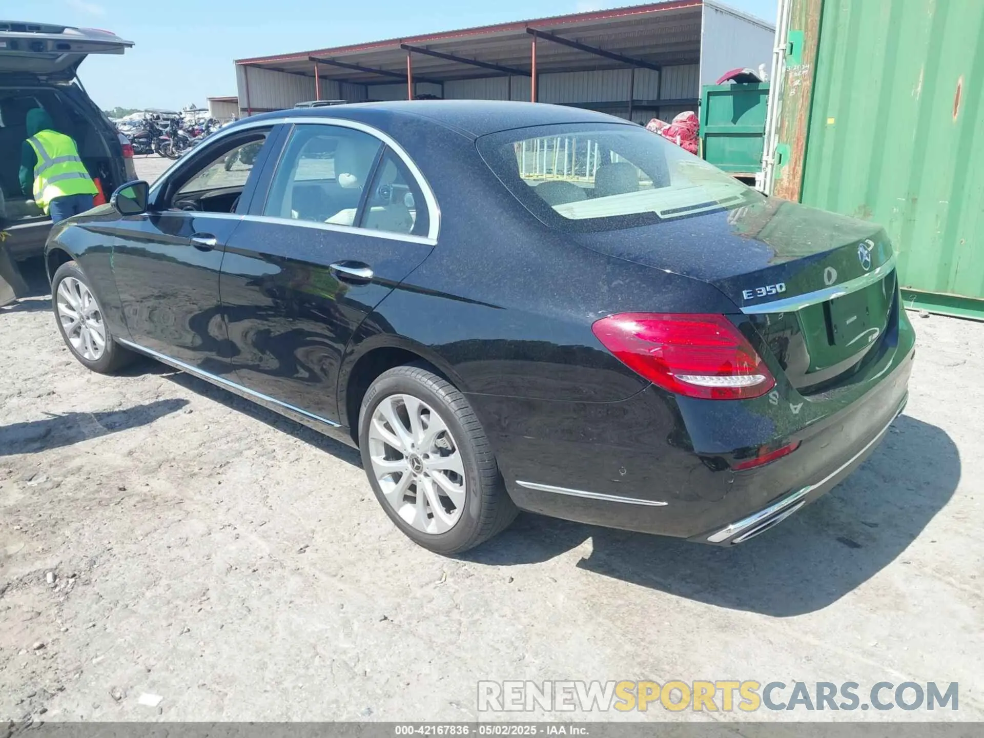 3 Photograph of a damaged car W1KZF8EB8LA771731 MERCEDES-BENZ E 350 2020