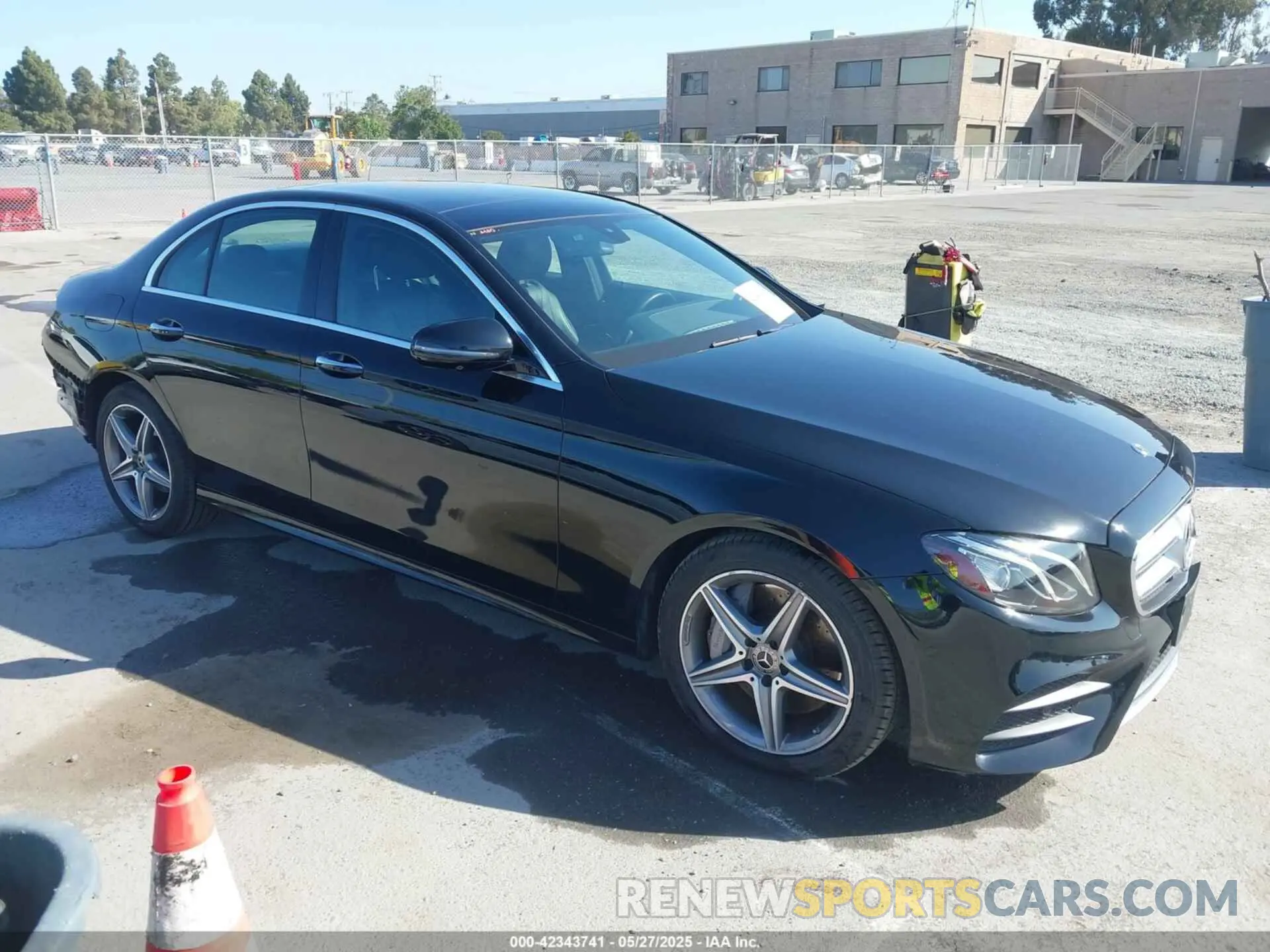 1 Photograph of a damaged car WDDZF8DB5LA709740 MERCEDES-BENZ E 350 2020