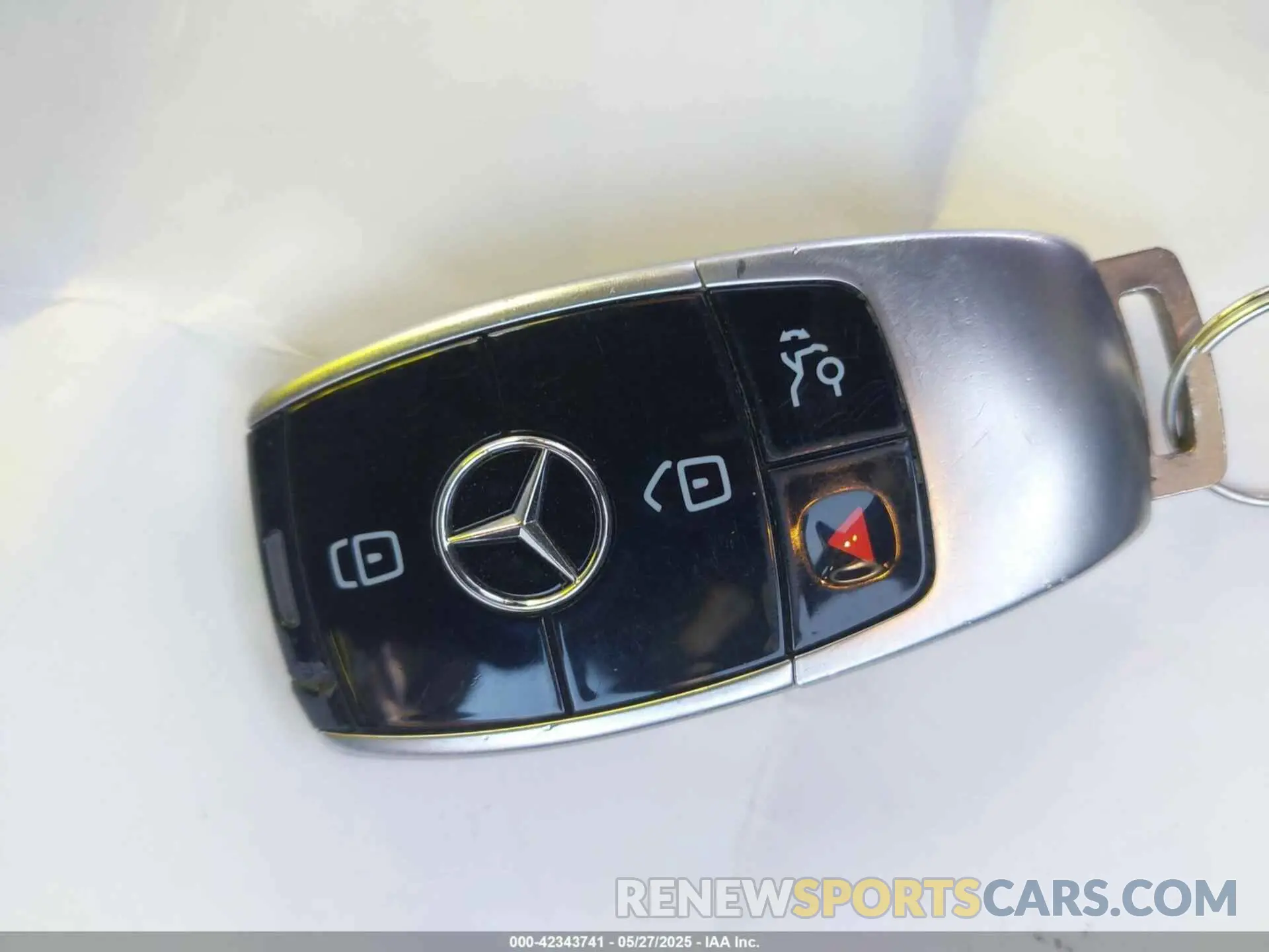 11 Photograph of a damaged car WDDZF8DB5LA709740 MERCEDES-BENZ E 350 2020