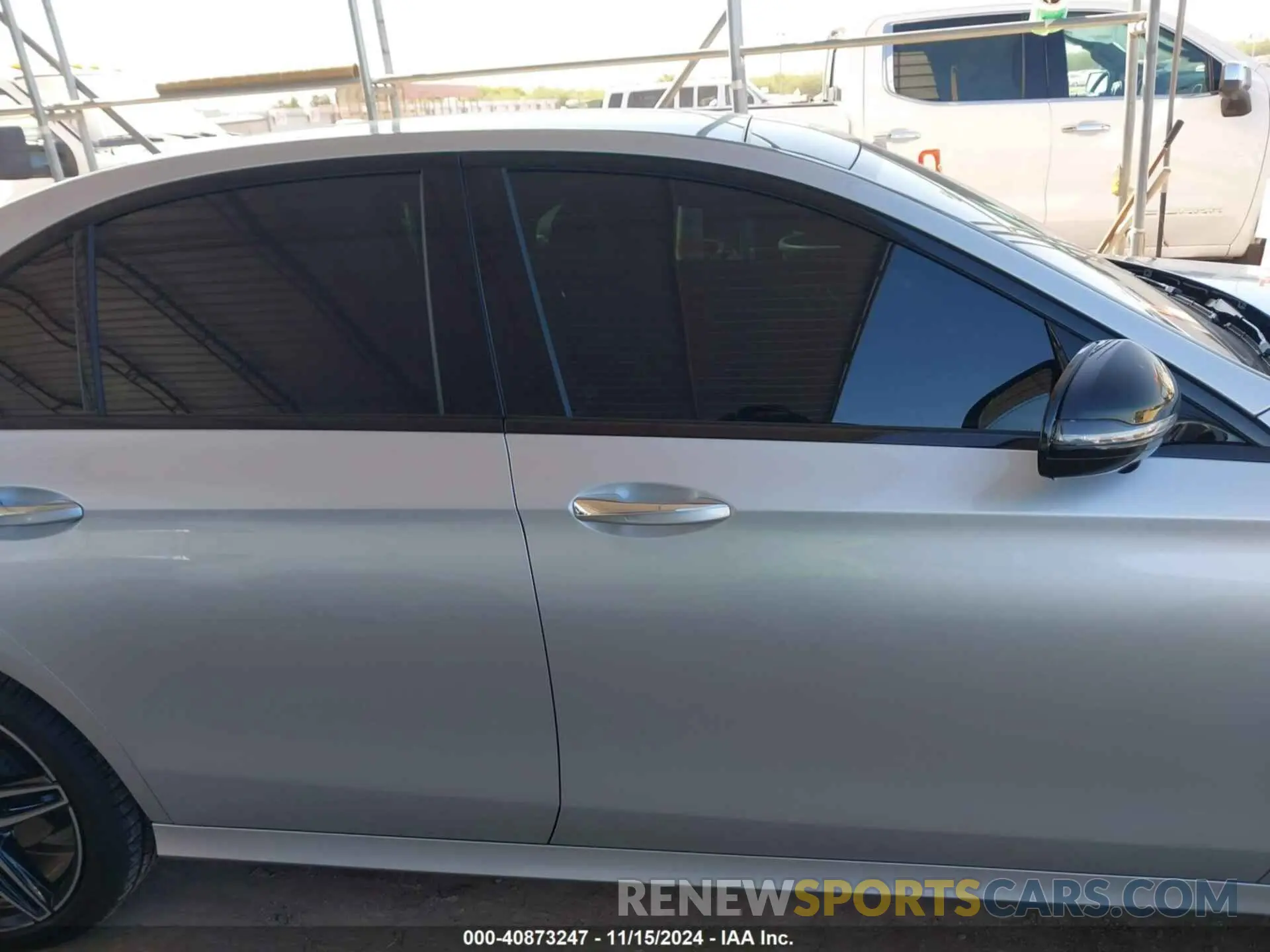 14 Photograph of a damaged car WDDZF8DB5LA711049 MERCEDES-BENZ E 350 2020