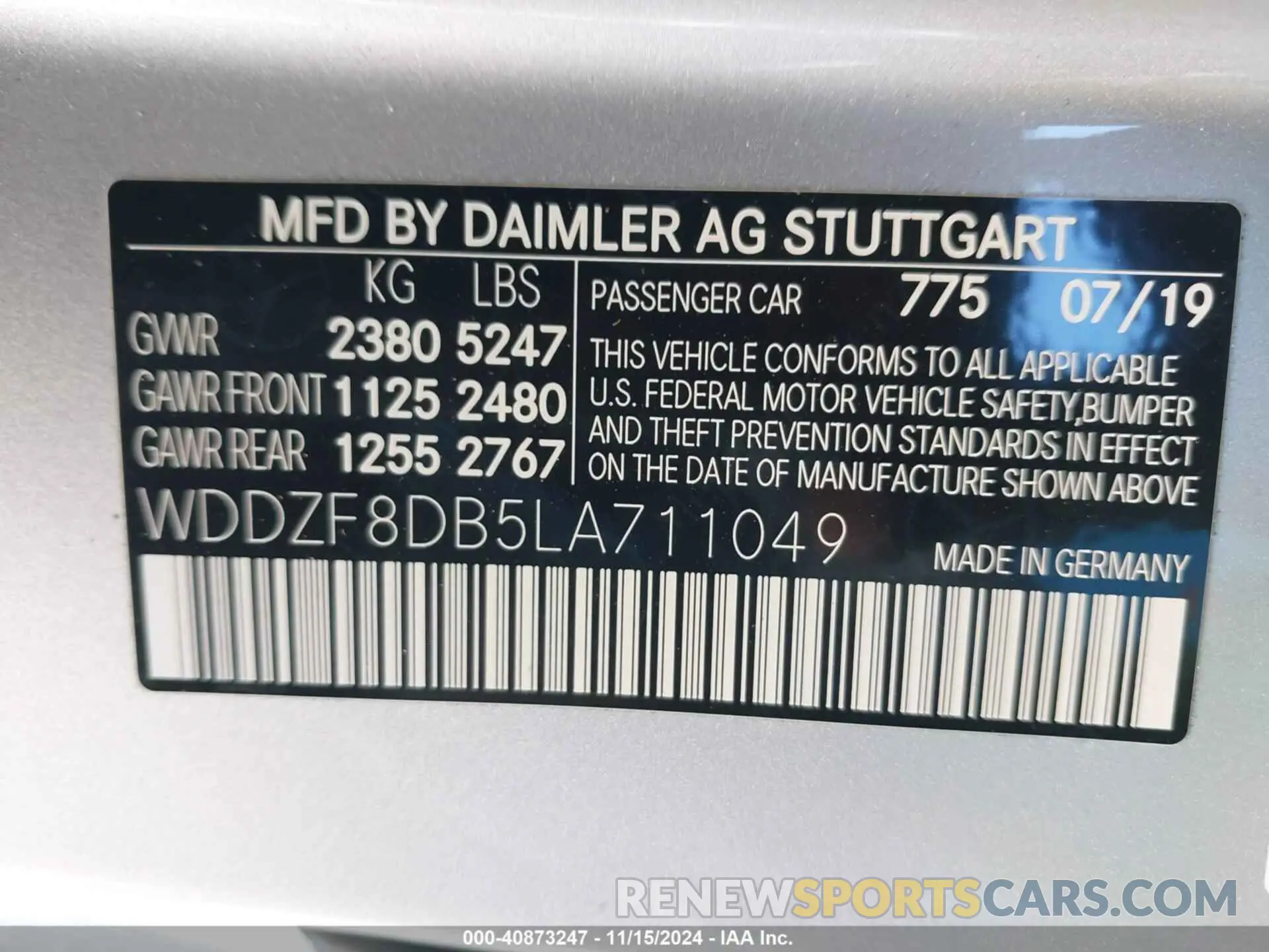 9 Photograph of a damaged car WDDZF8DB5LA711049 MERCEDES-BENZ E 350 2020