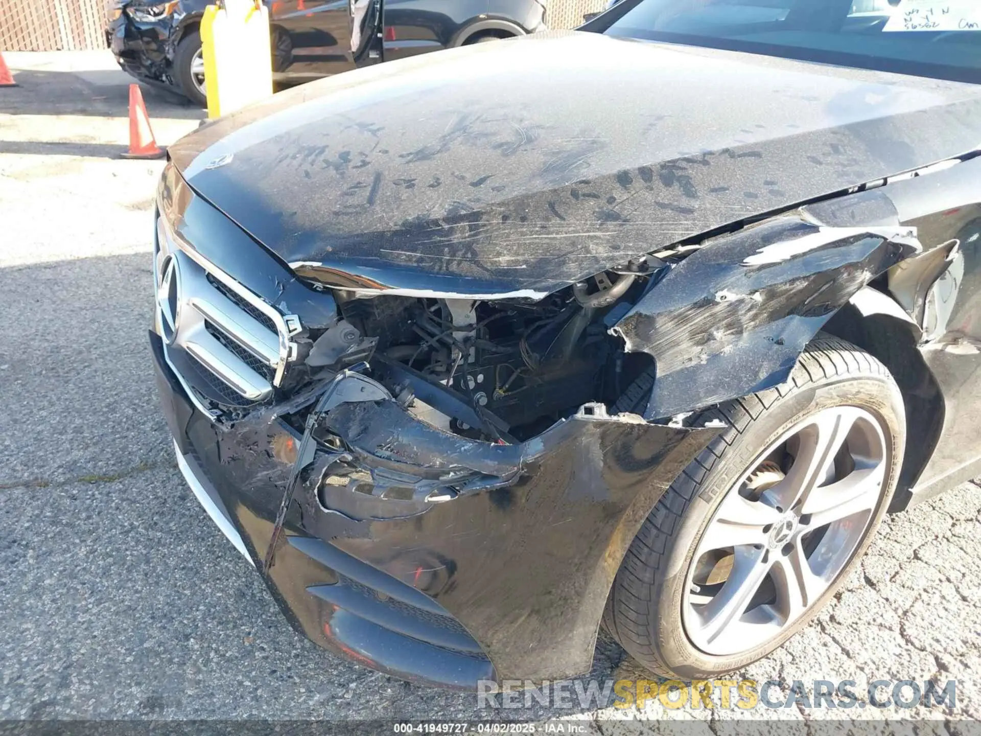 6 Photograph of a damaged car WDDZF8DB7LA712123 MERCEDES-BENZ E 350 2020