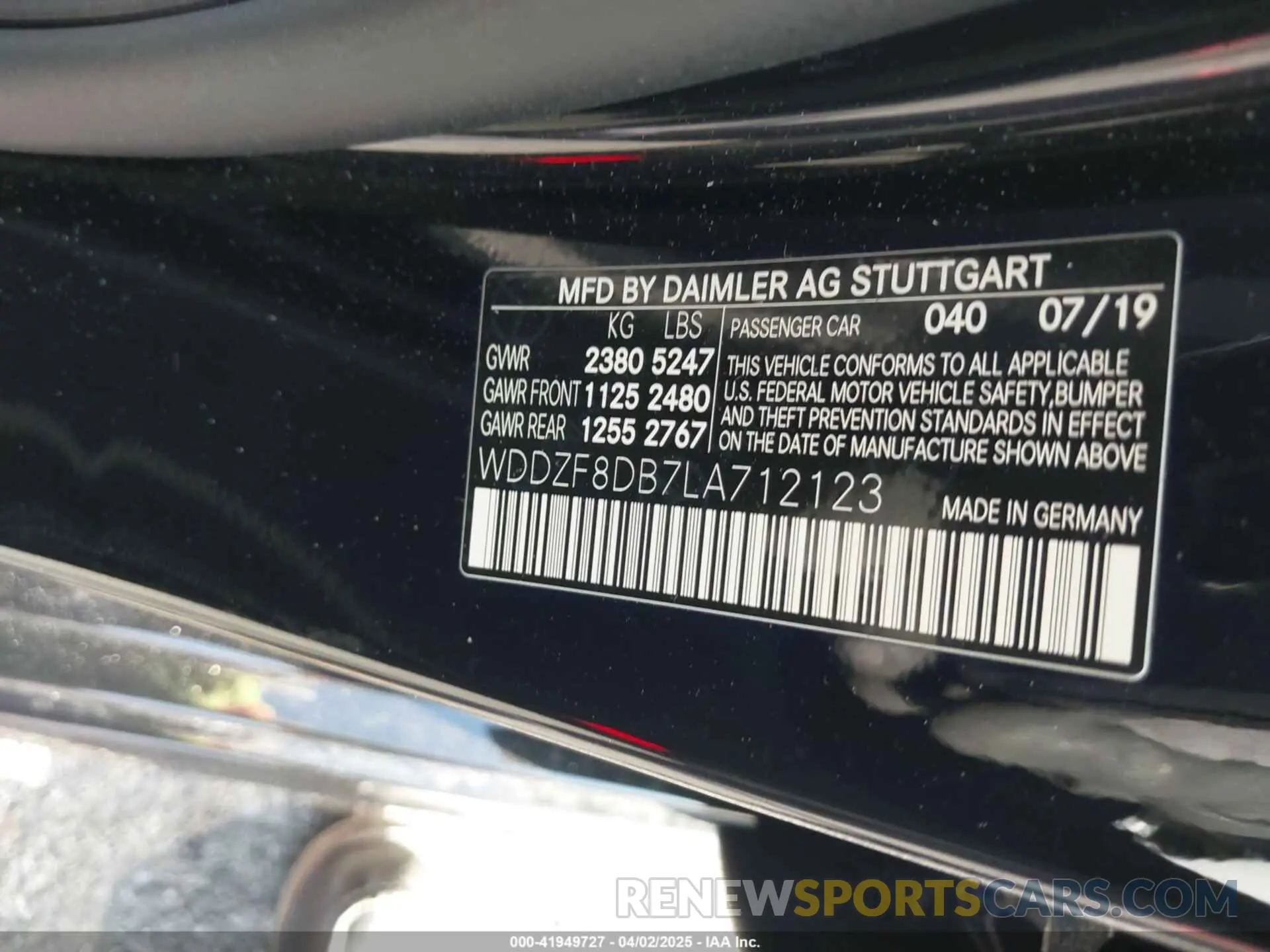 9 Photograph of a damaged car WDDZF8DB7LA712123 MERCEDES-BENZ E 350 2020