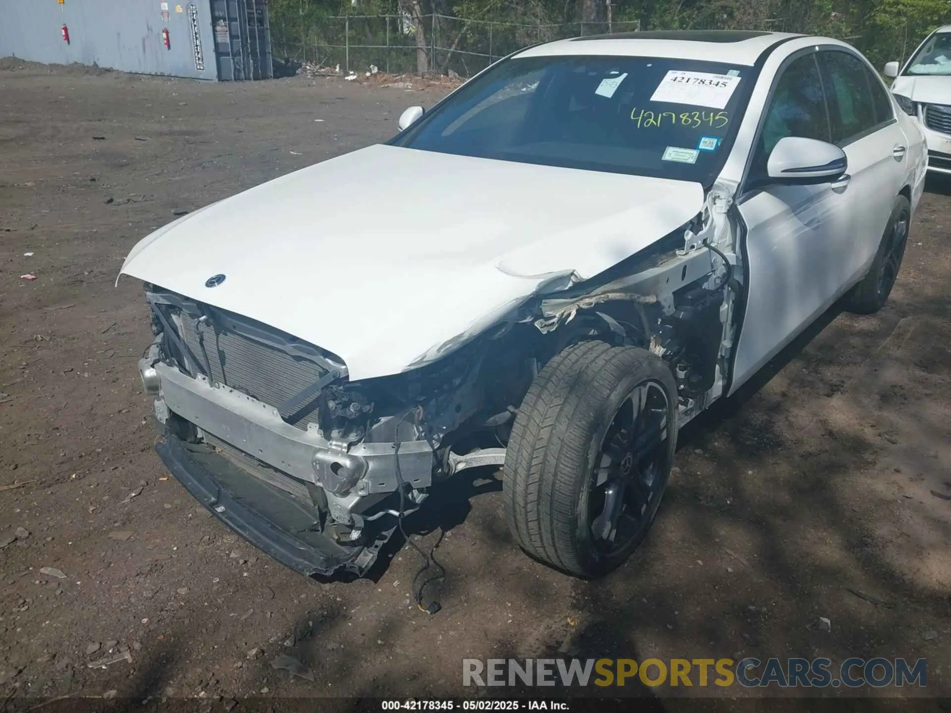 6 Photograph of a damaged car WDDZF8DB7LA747518 MERCEDES-BENZ E 350 2020