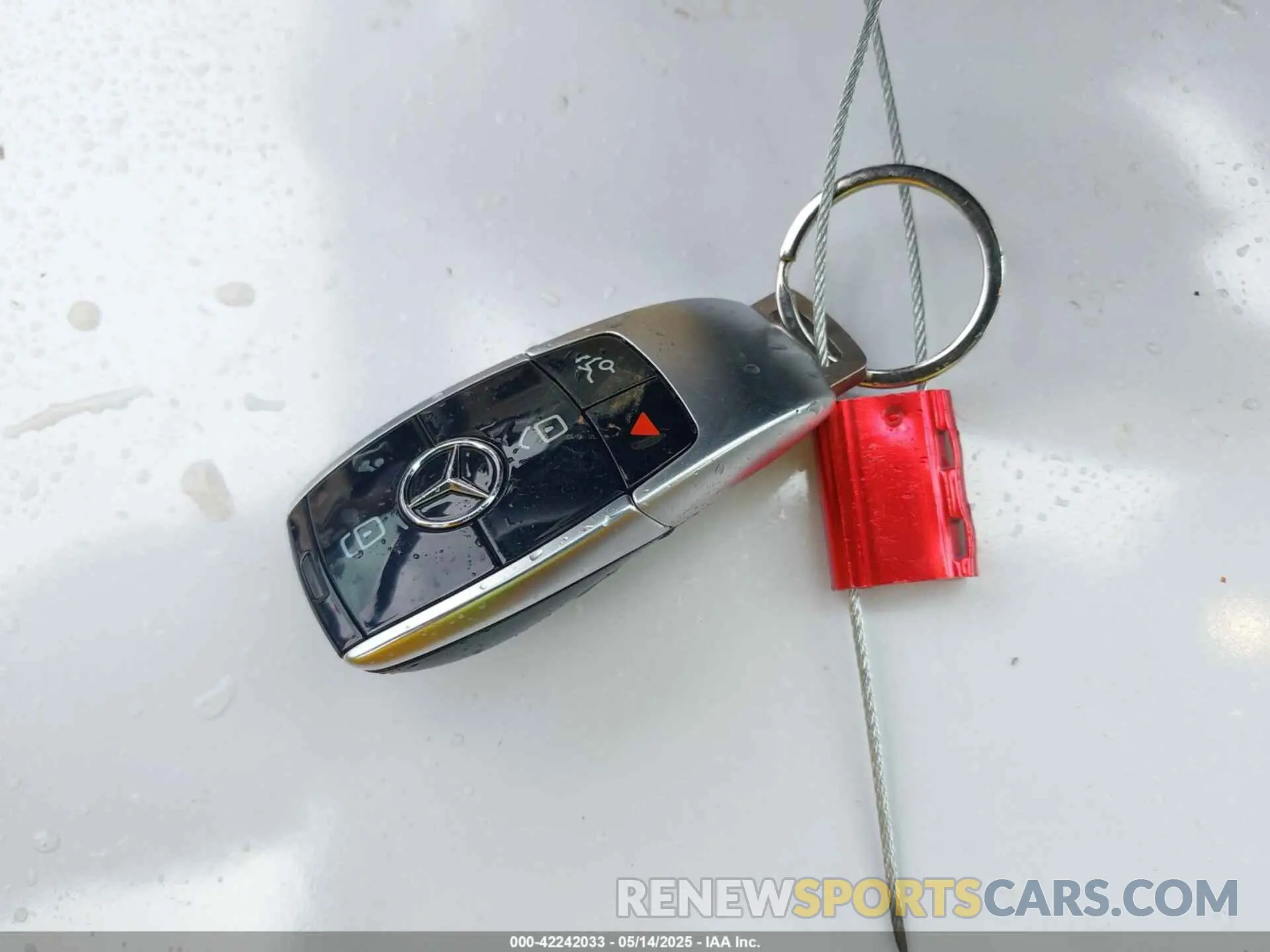 11 Photograph of a damaged car WDDZF8EB1LA721611 MERCEDES-BENZ E 350 2020