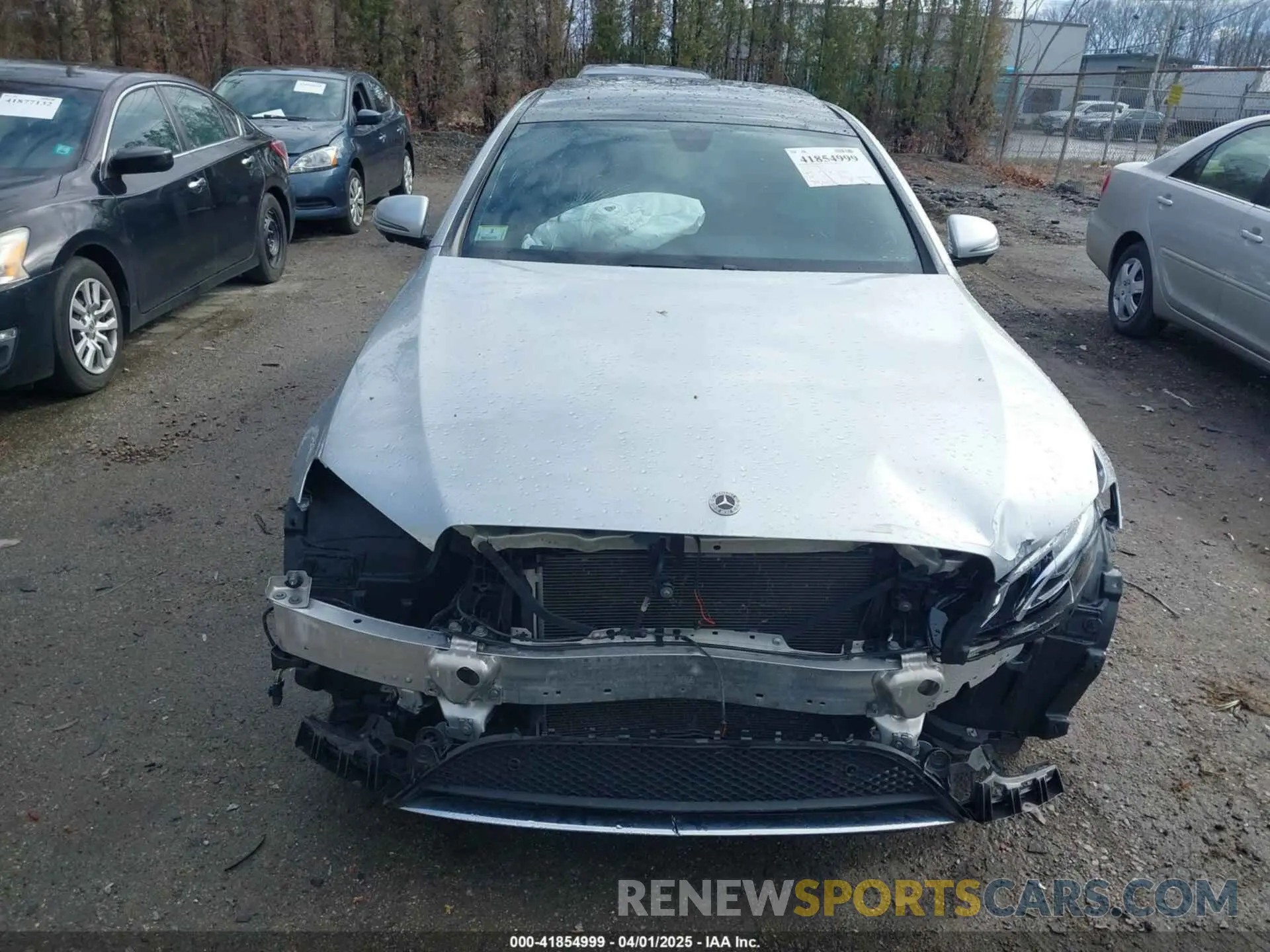 12 Photograph of a damaged car WDDZF8EB2LA713761 MERCEDES-BENZ E 350 2020