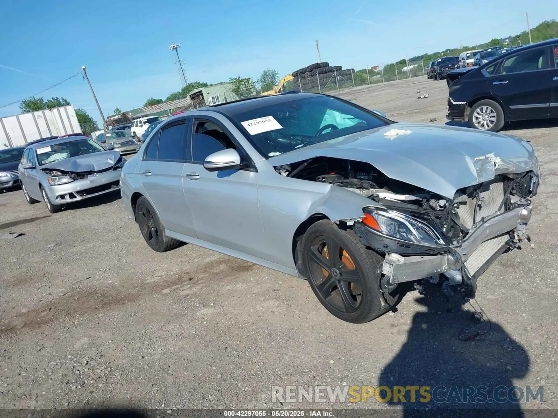 1 Photograph of a damaged car WDDZF8EB4LA703331 MERCEDES-BENZ E 350 2020