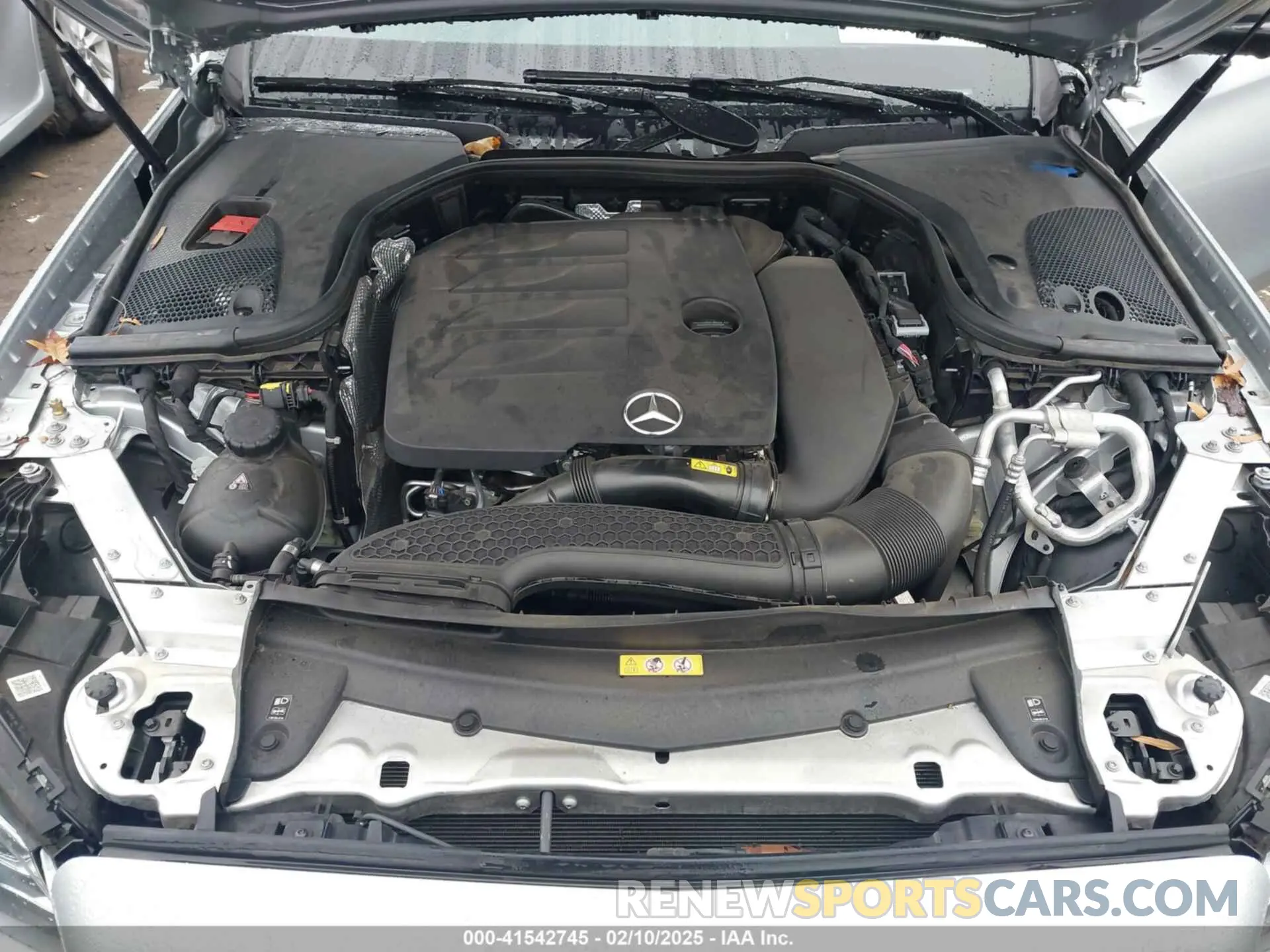 10 Photograph of a damaged car WDDZF8EB5LA733034 MERCEDES-BENZ E 350 2020