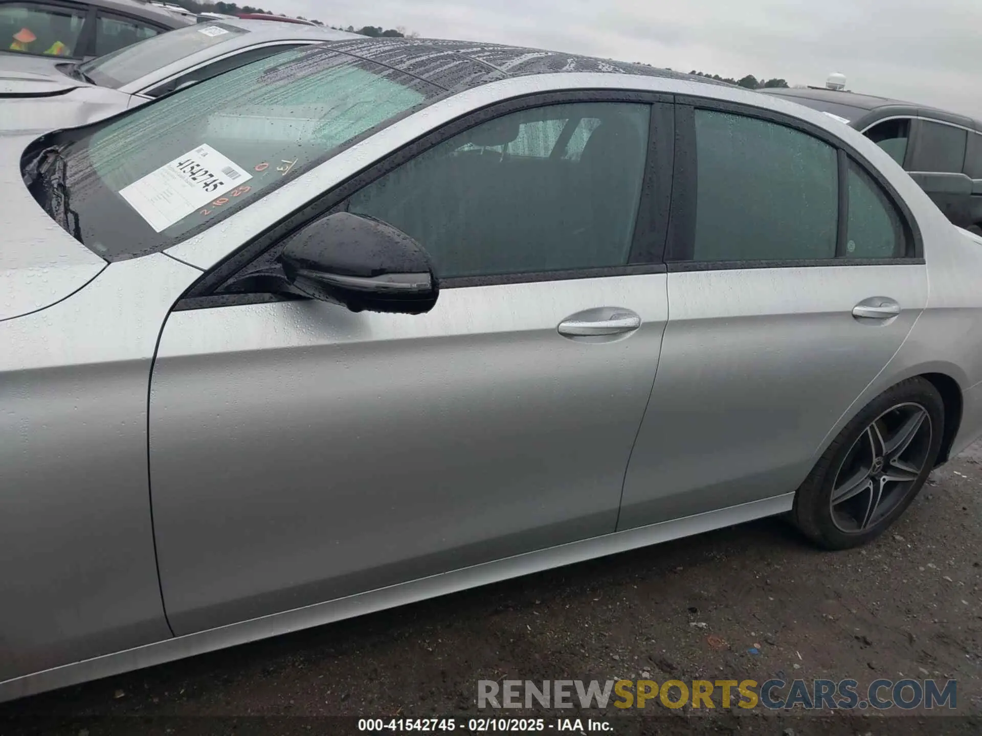 14 Photograph of a damaged car WDDZF8EB5LA733034 MERCEDES-BENZ E 350 2020