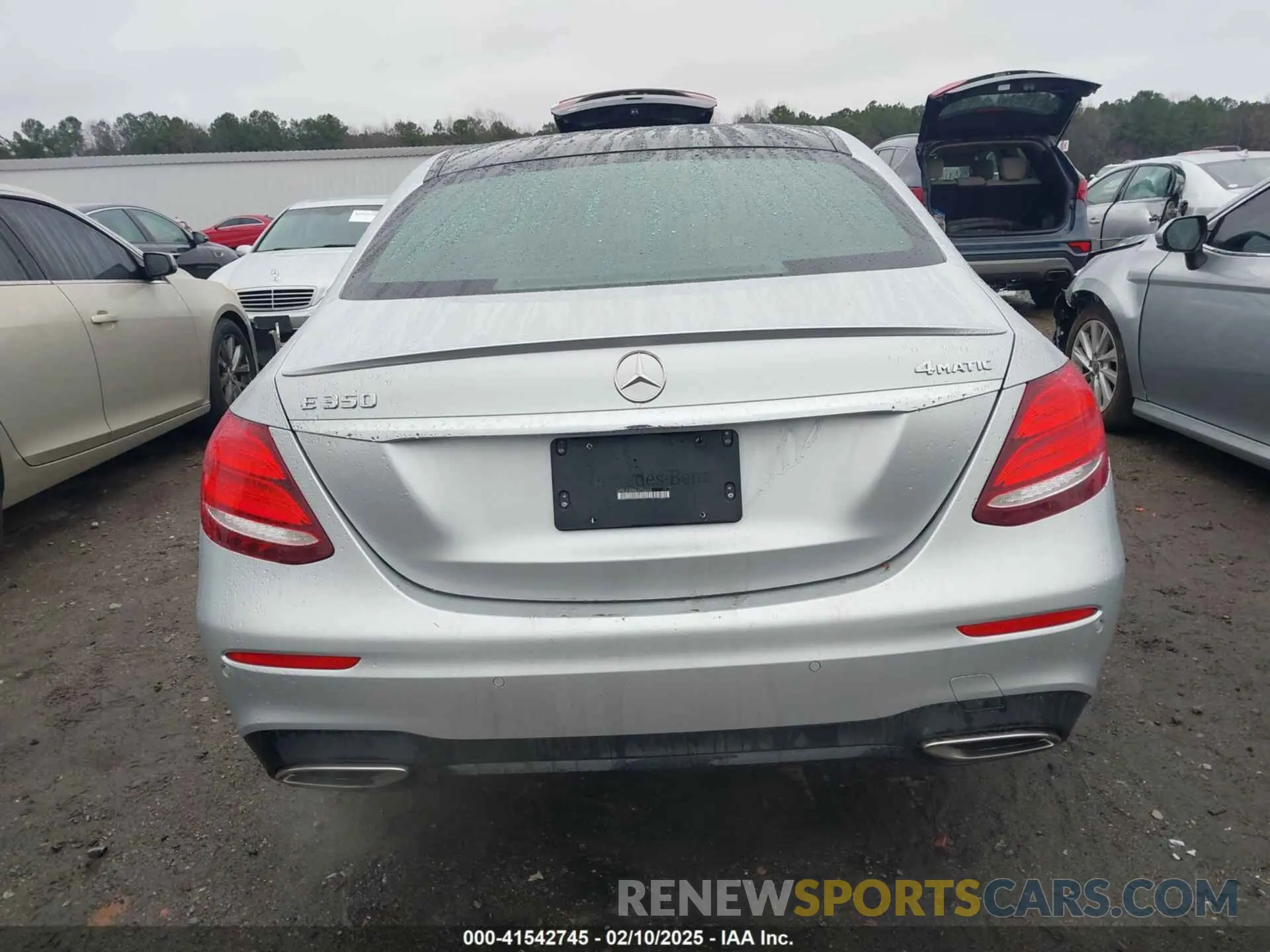 16 Photograph of a damaged car WDDZF8EB5LA733034 MERCEDES-BENZ E 350 2020