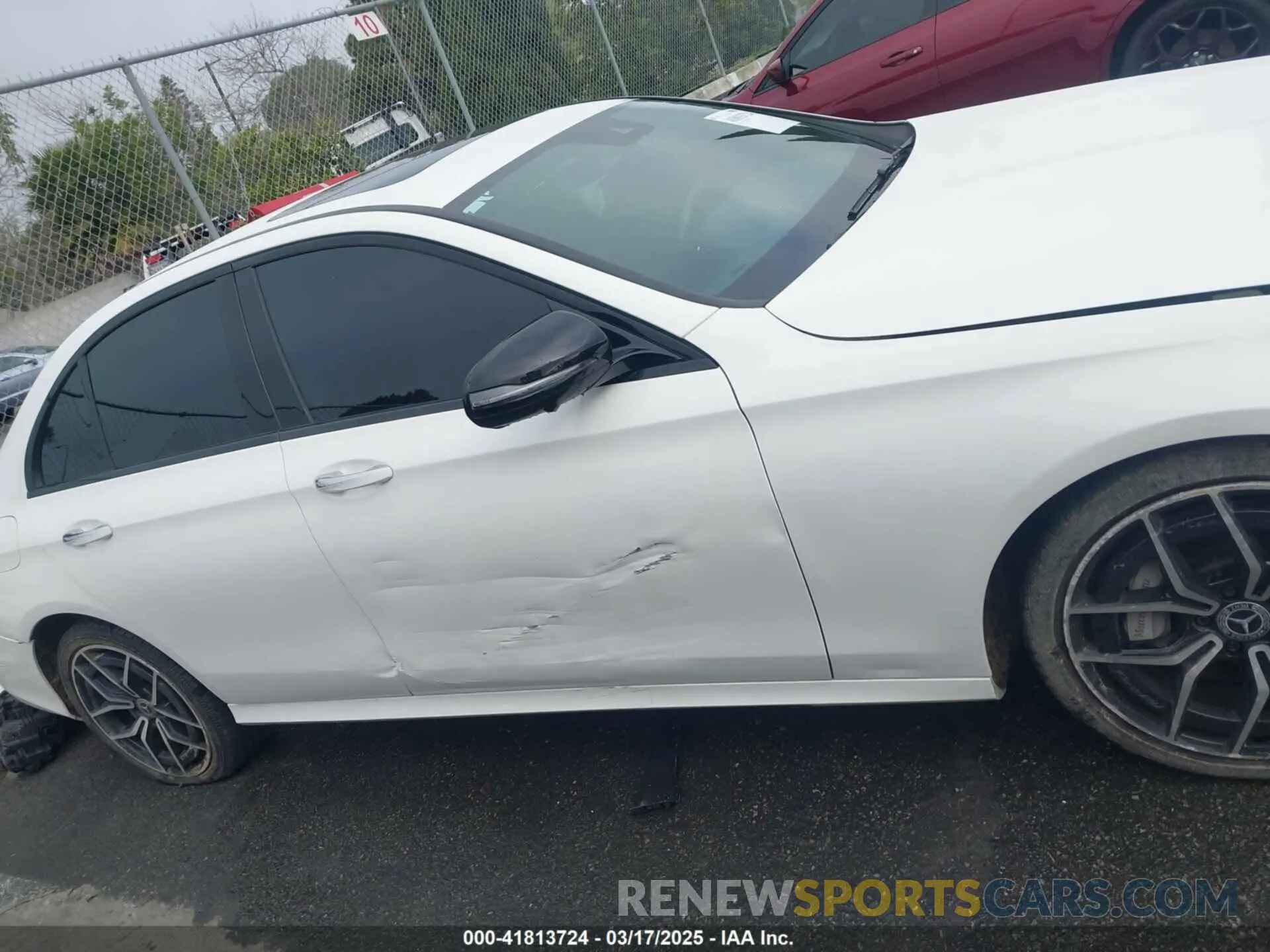 14 Photograph of a damaged car W1KZF8DB0MA924251 MERCEDES-BENZ E 350 2021