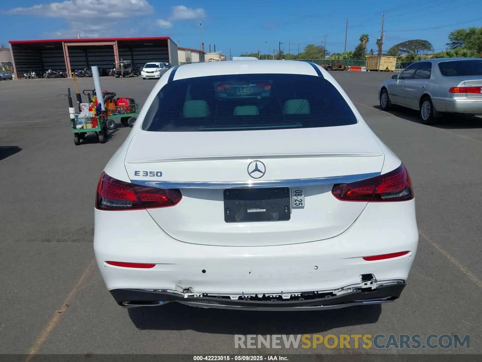 16 Photograph of a damaged car W1KZF8DB3MA931095 MERCEDES-BENZ E 350 2021