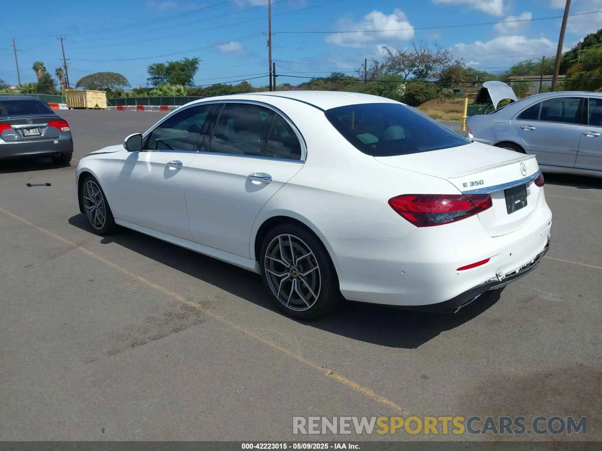 3 Photograph of a damaged car W1KZF8DB3MA931095 MERCEDES-BENZ E 350 2021