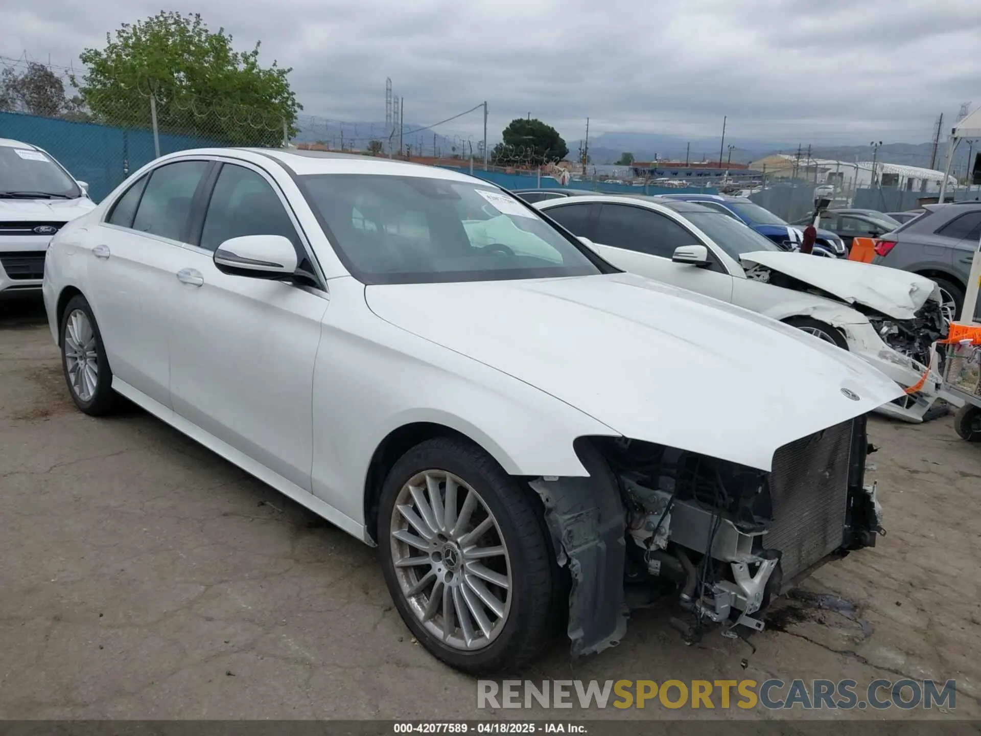 1 Photograph of a damaged car W1KZF8DB5MA960016 MERCEDES-BENZ E 350 2021