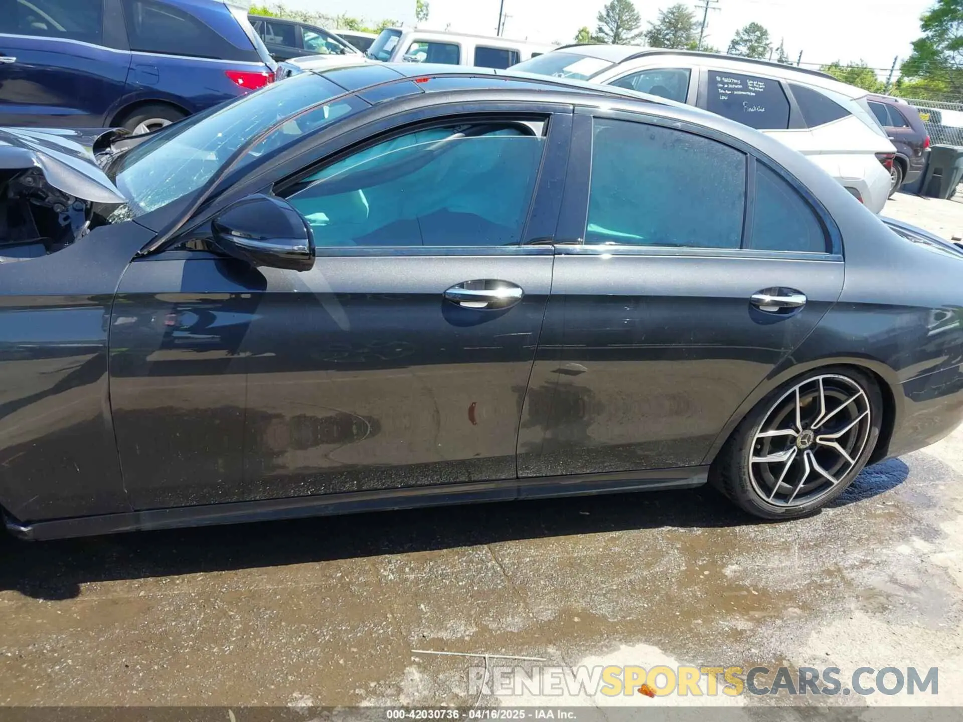 13 Photograph of a damaged car W1KZF8DB5MB001483 MERCEDES-BENZ E 350 2021