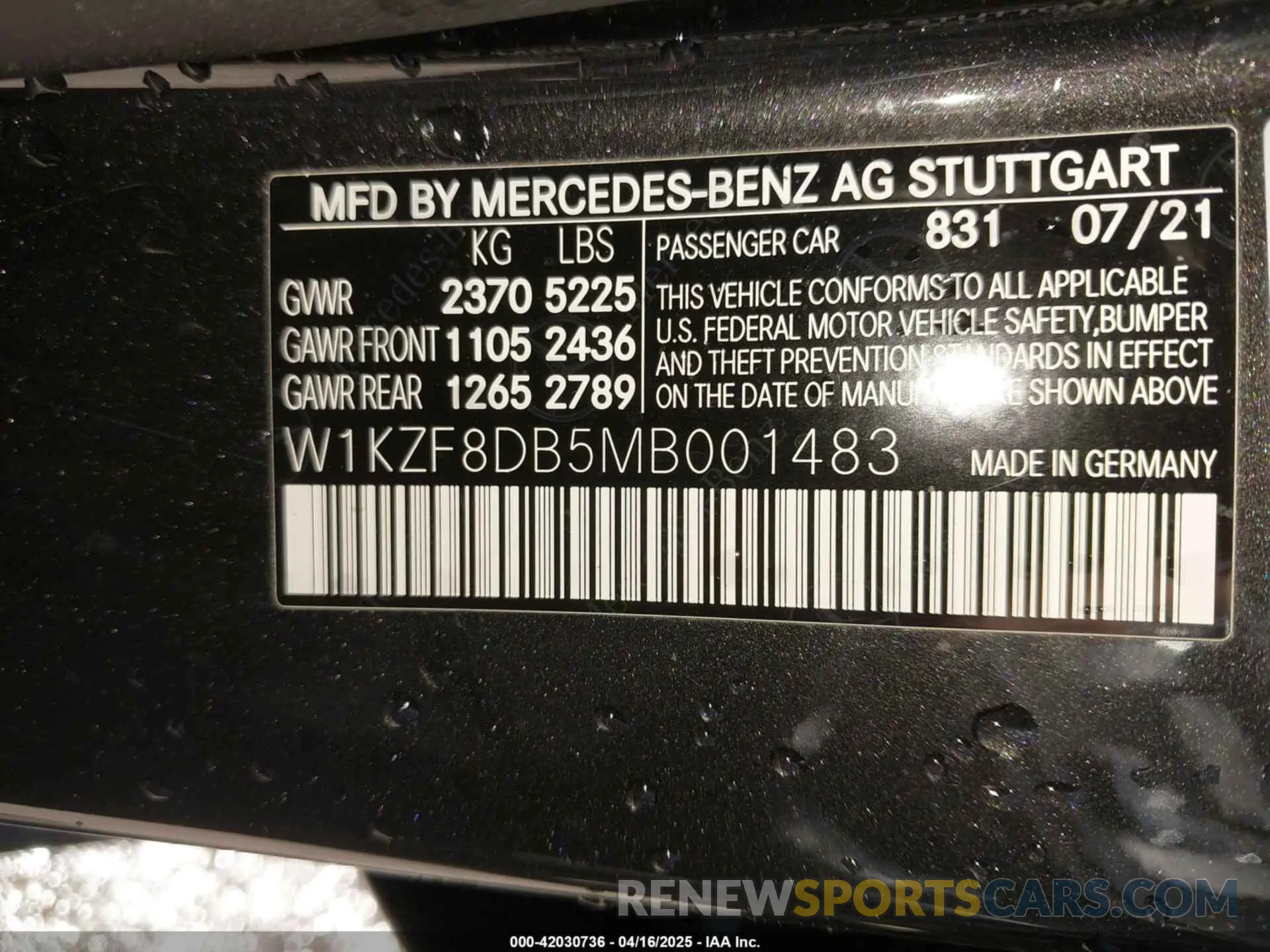9 Photograph of a damaged car W1KZF8DB5MB001483 MERCEDES-BENZ E 350 2021