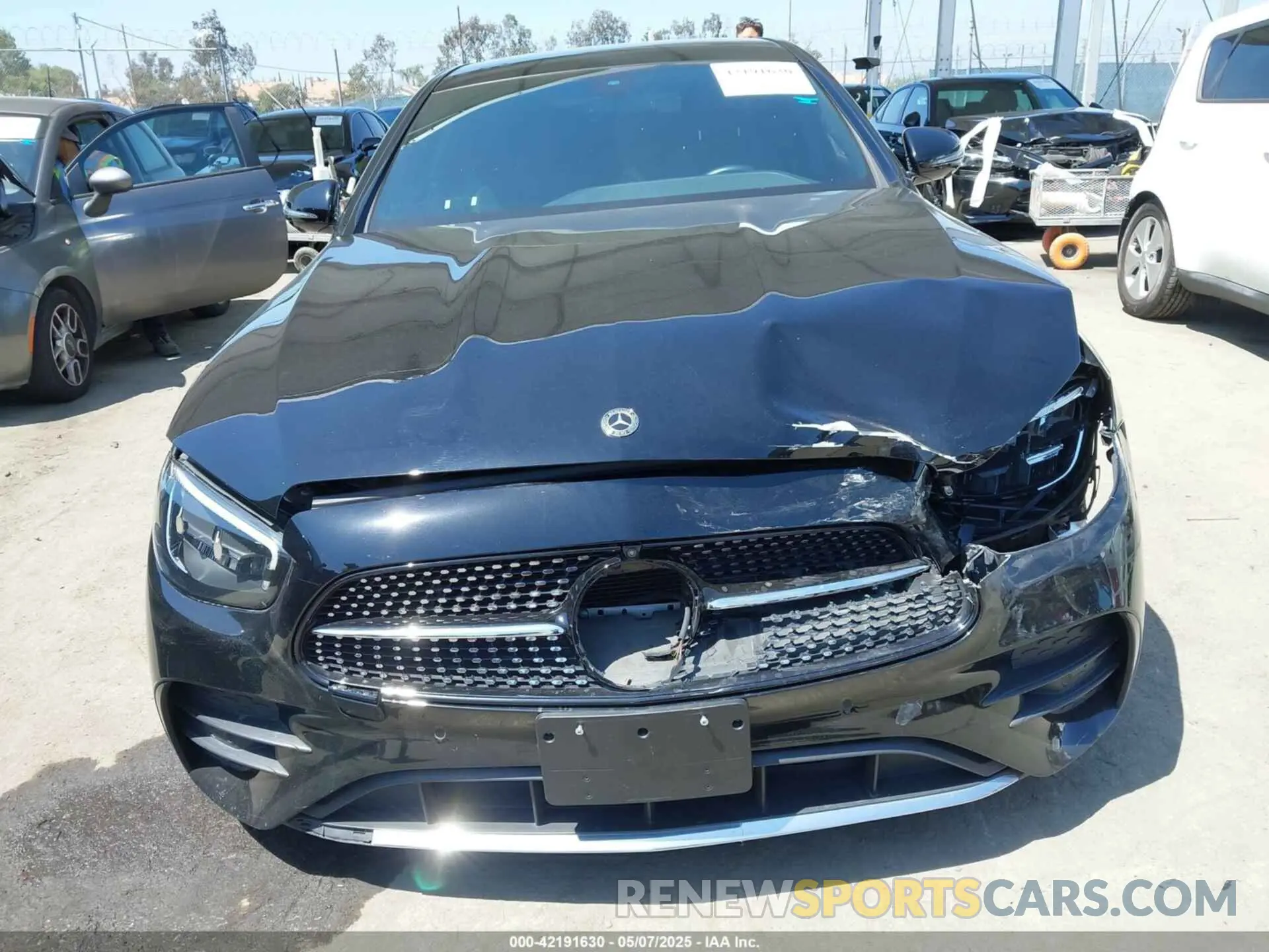12 Photograph of a damaged car W1KZF8DBXMA873518 MERCEDES-BENZ E 350 2021