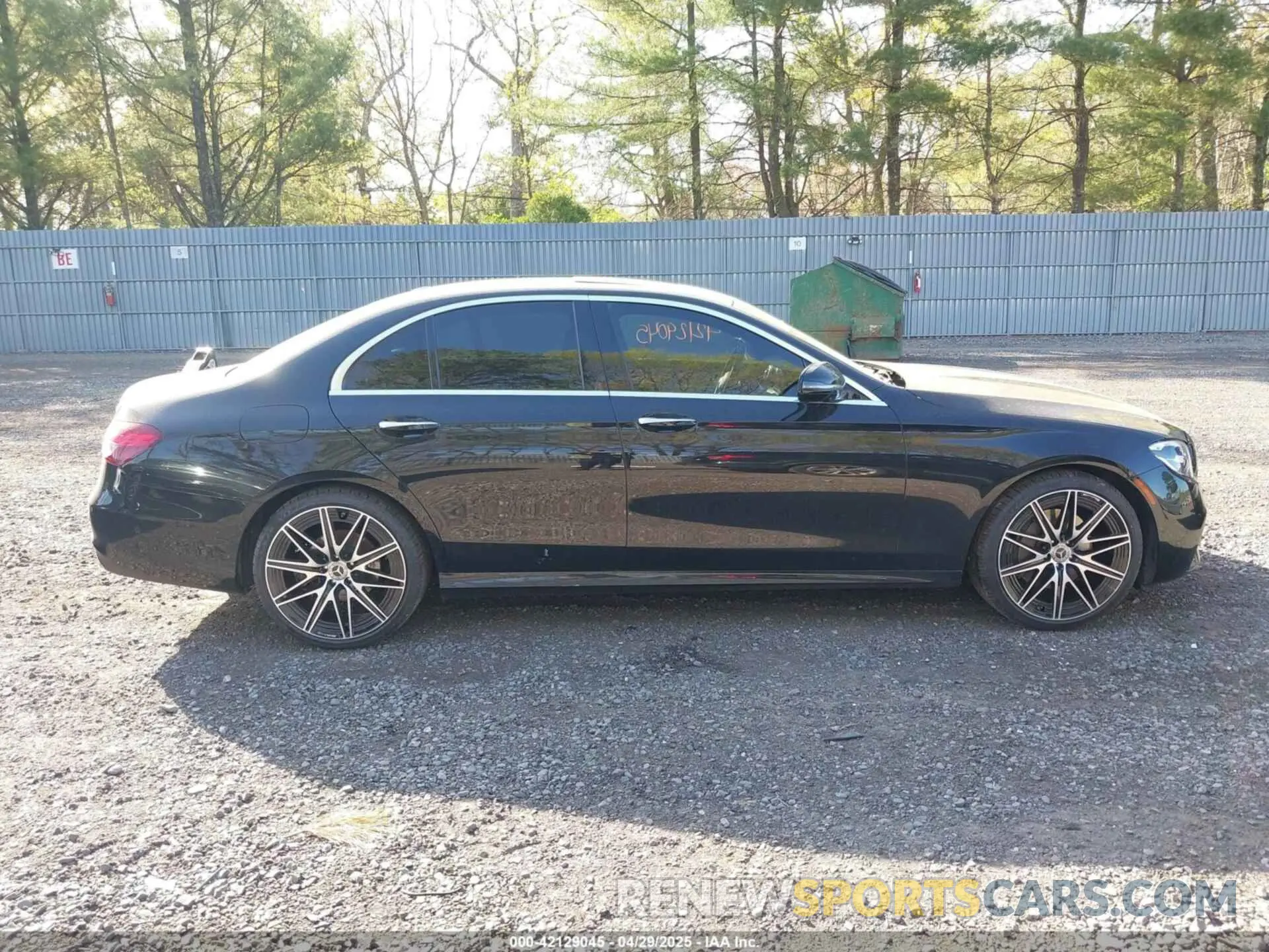 13 Photograph of a damaged car W1KZF8EB2MA890084 MERCEDES-BENZ E 350 2021