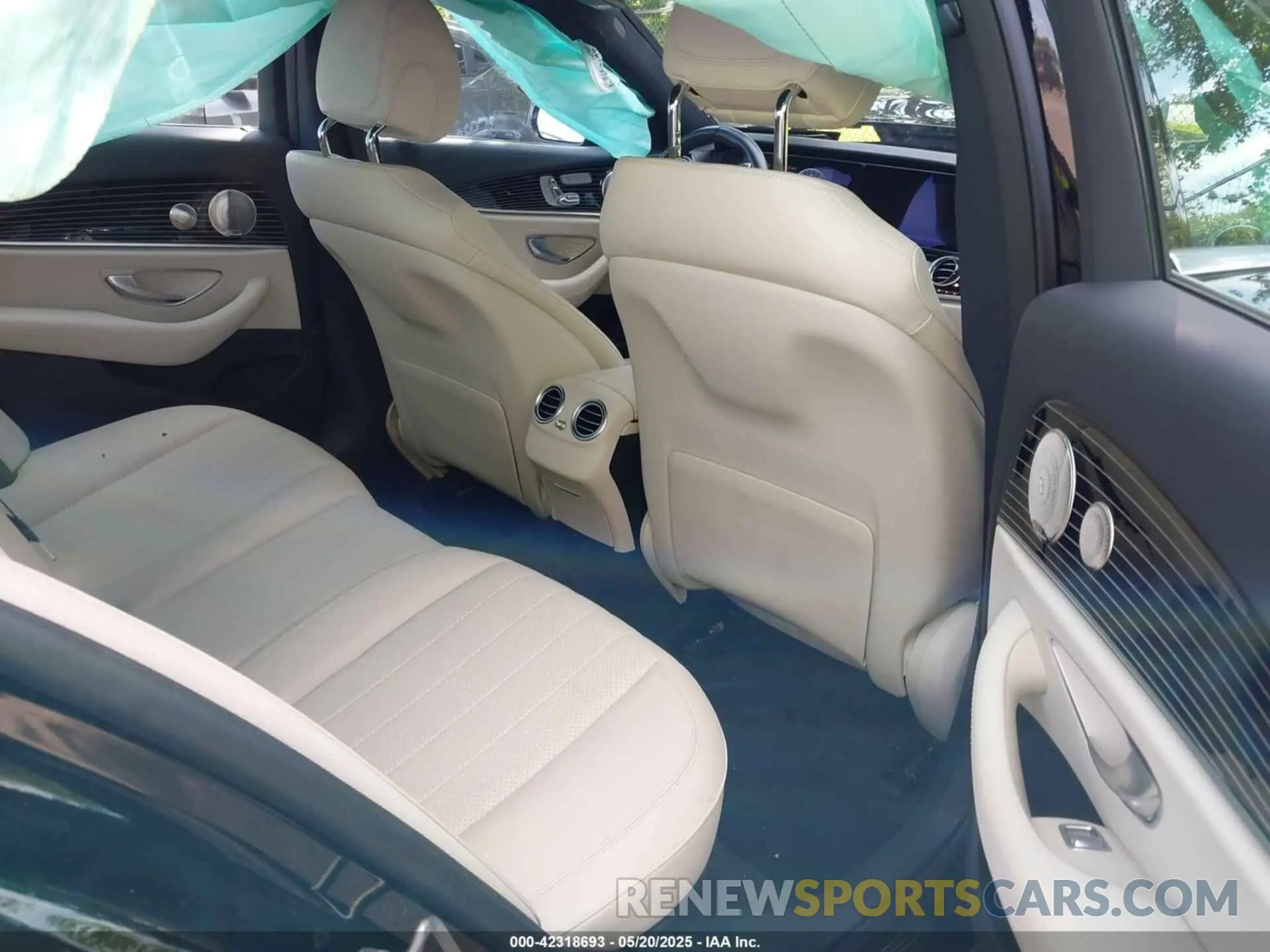 8 Photograph of a damaged car W1KZF8EB3MA944847 MERCEDES-BENZ E 350 2021