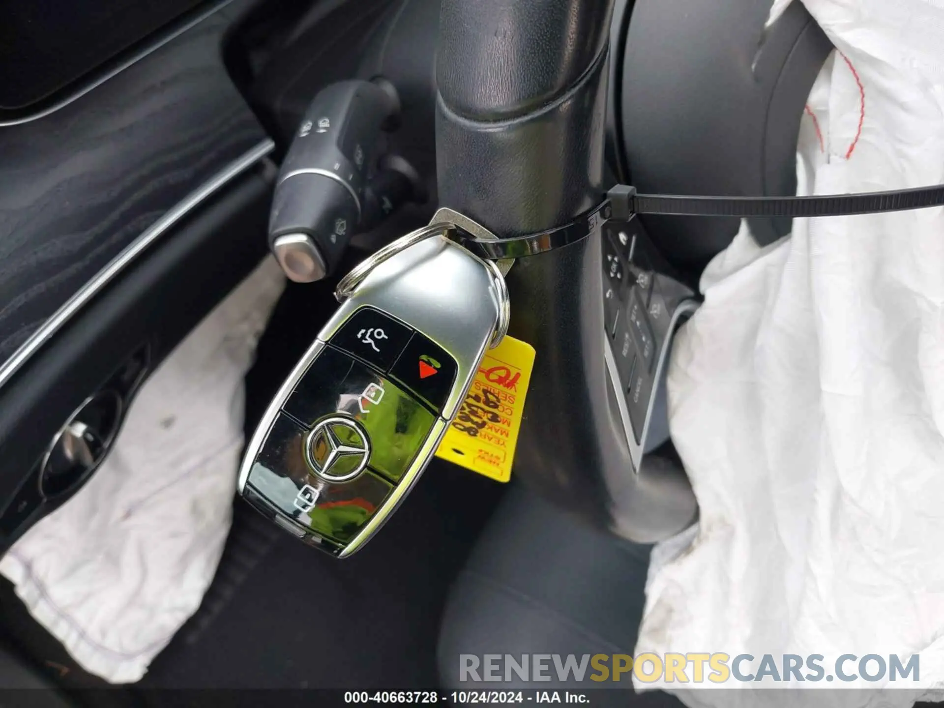 11 Photograph of a damaged car W1KZF8EB4MA908634 MERCEDES-BENZ E 350 2021