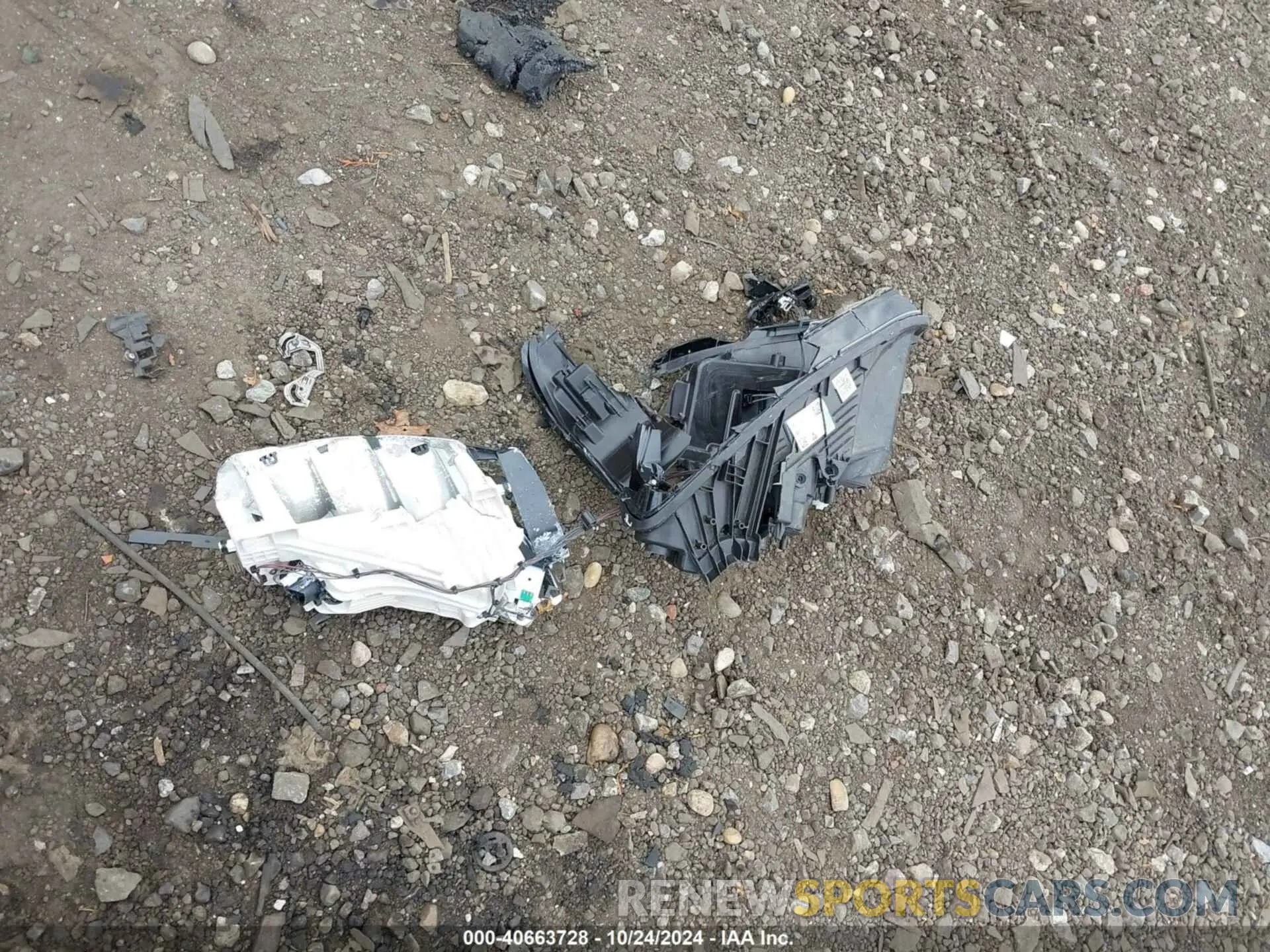 12 Photograph of a damaged car W1KZF8EB4MA908634 MERCEDES-BENZ E 350 2021