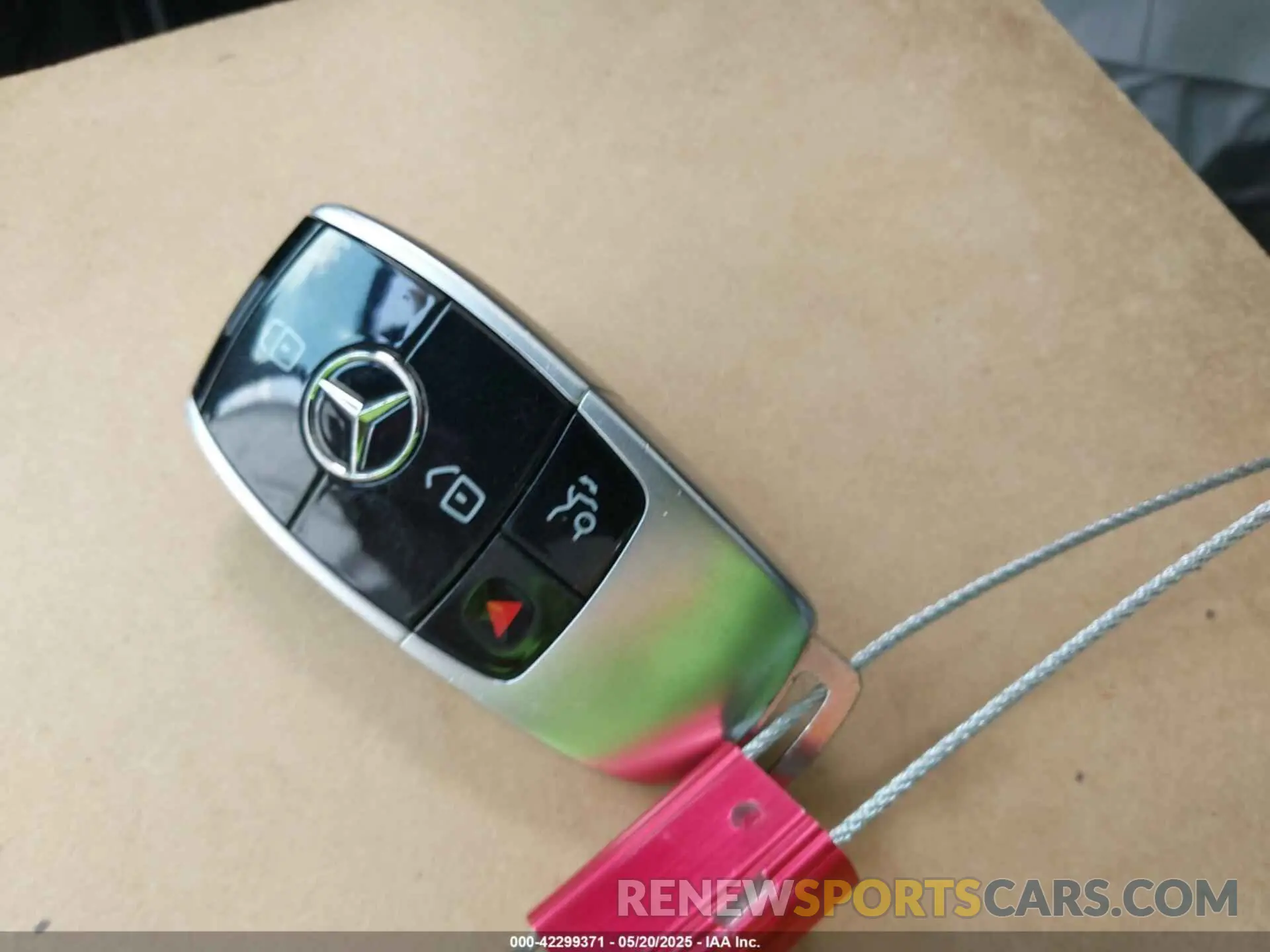 11 Photograph of a damaged car W1KZF8EB8MA873550 MERCEDES-BENZ E 350 2021