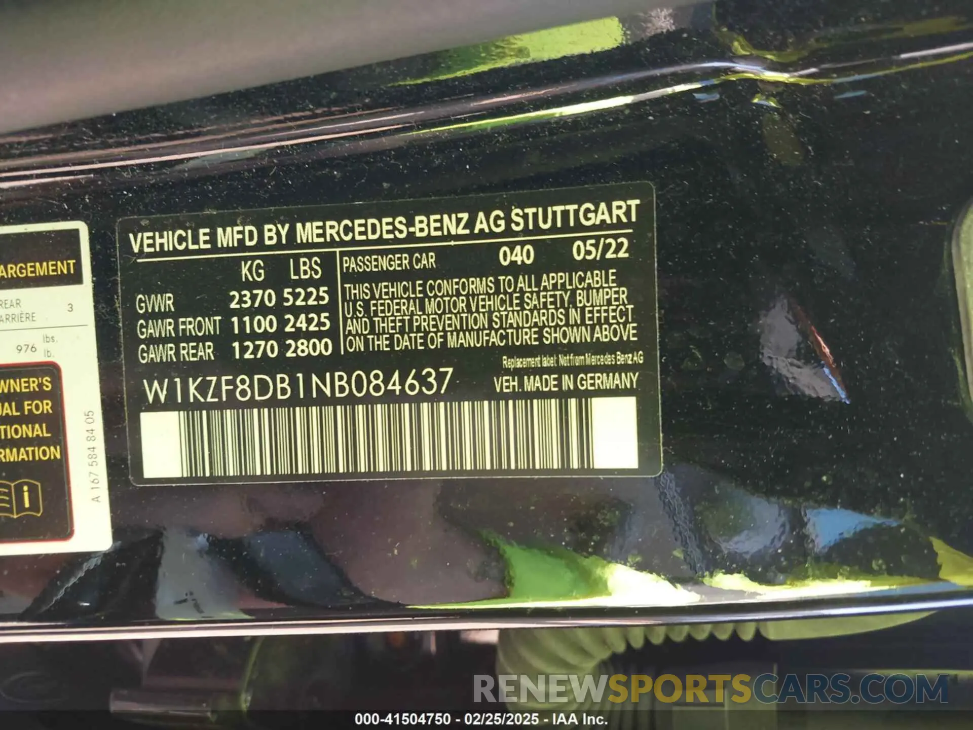 9 Photograph of a damaged car W1KZF8DB1NB084637 MERCEDES-BENZ E 350 2022